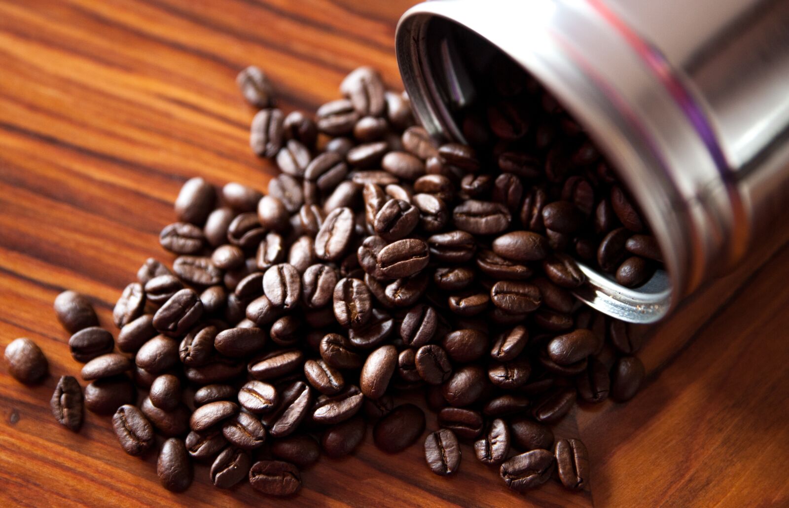 Canon EOS 5D Mark II sample photo. Coffee, coffee grains, coffee photography