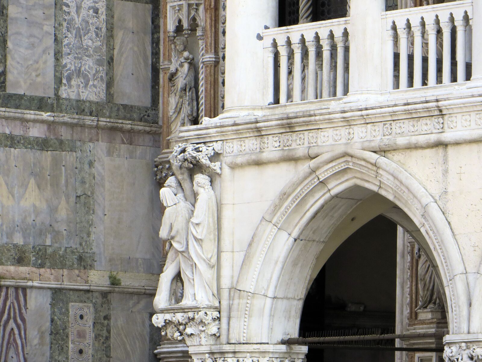 Canon PowerShot SX270 HS sample photo. Italy, venice, palace photography