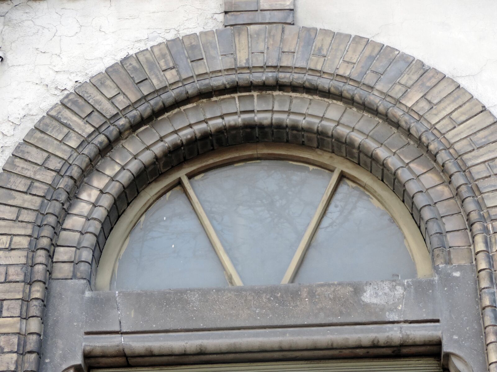 Nikon Coolpix P520 sample photo. Arch, baroque, brick, gothic photography