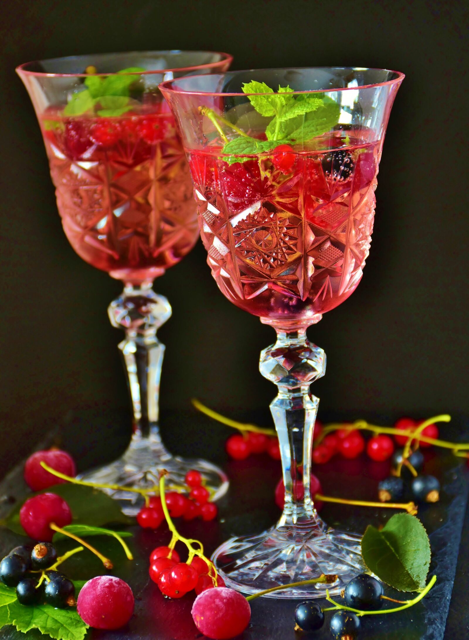 Nikon D7200 sample photo. Cocktail, prosecco, berries photography