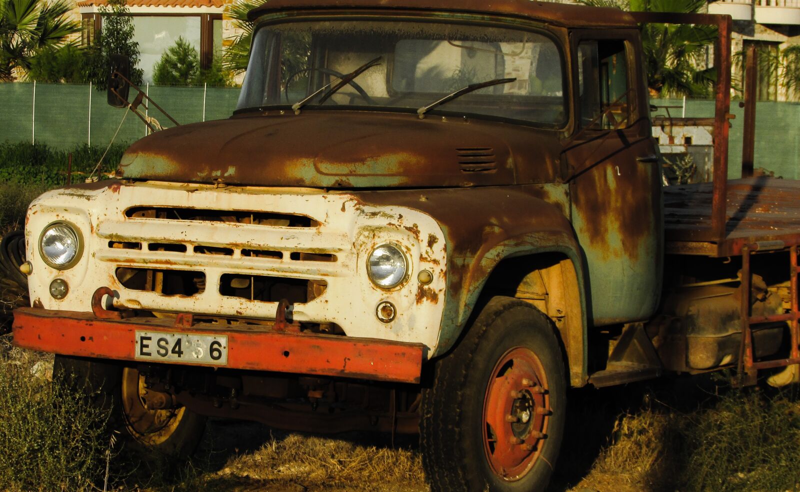 Canon PowerShot SX400 IS sample photo. Truck, old, vehicle photography
