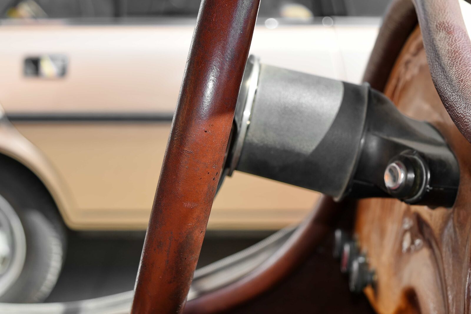 Nikon D5500 sample photo. Nostalgia, car, vehicle, drive photography