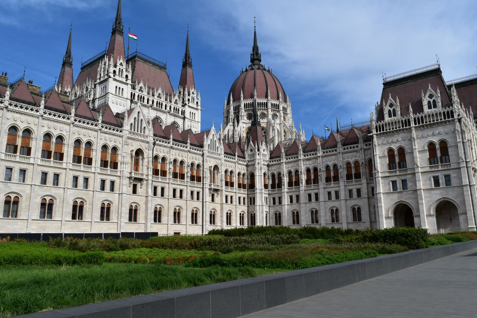 Nikon D5600 sample photo. Budapest, hungary, parliament photography