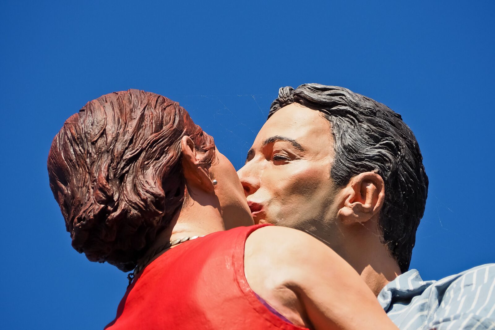 Olympus OM-D E-M10 sample photo. Figures, sculpture, statue photography