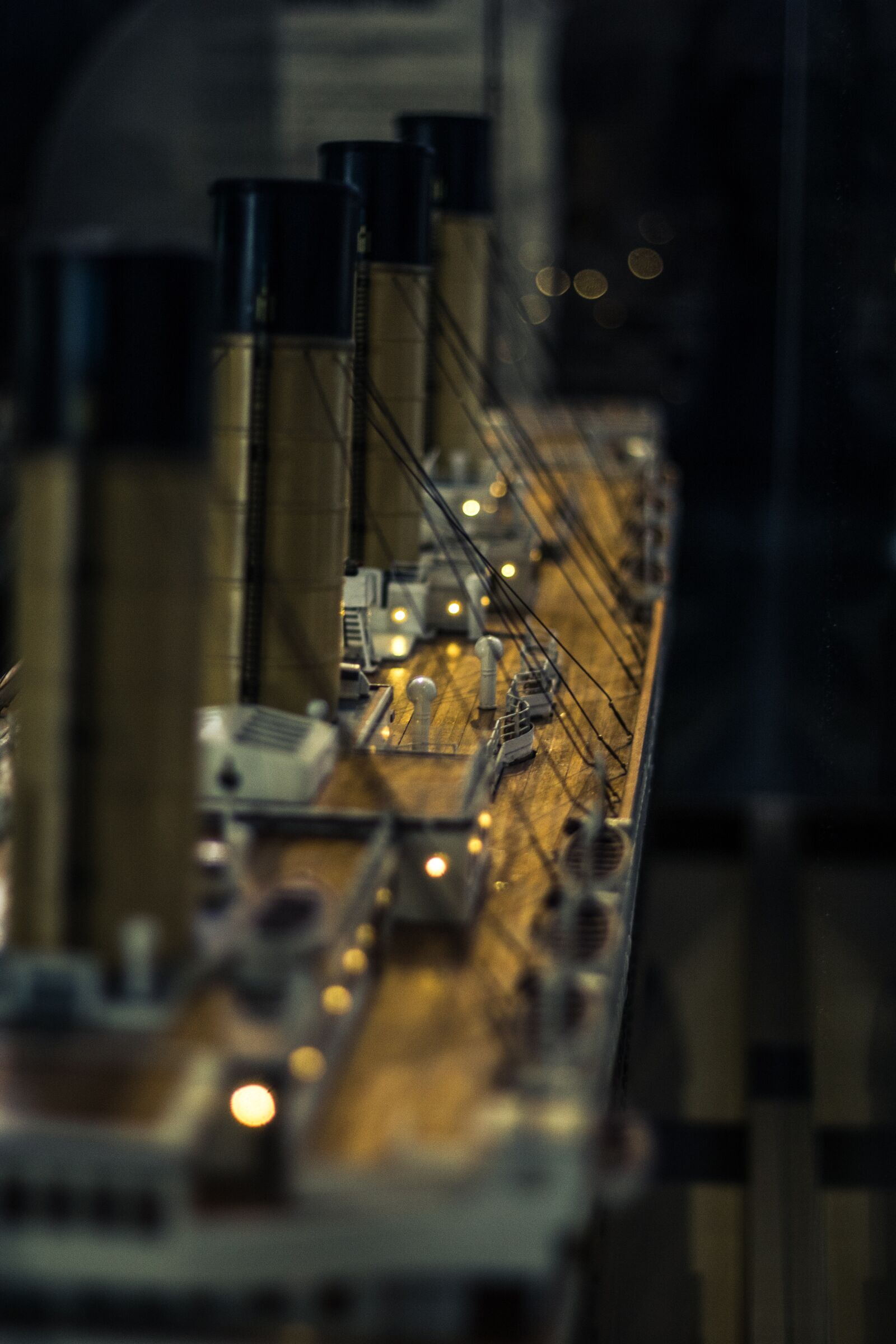 Canon EOS 750D (EOS Rebel T6i / EOS Kiss X8i) sample photo. Ship, model, miniature photography