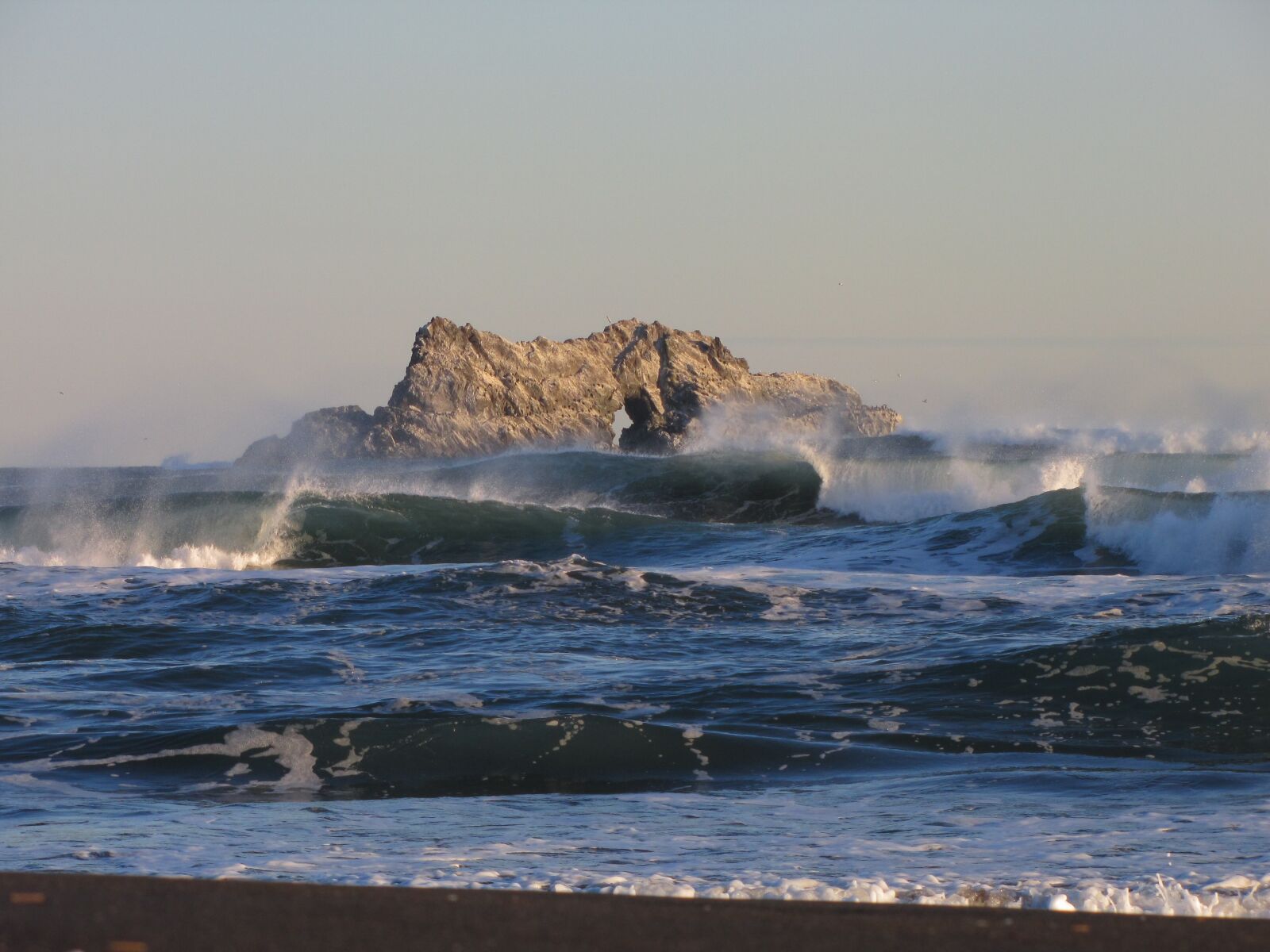 Canon PowerShot SX1 IS sample photo. The pacific ocean, rocks photography