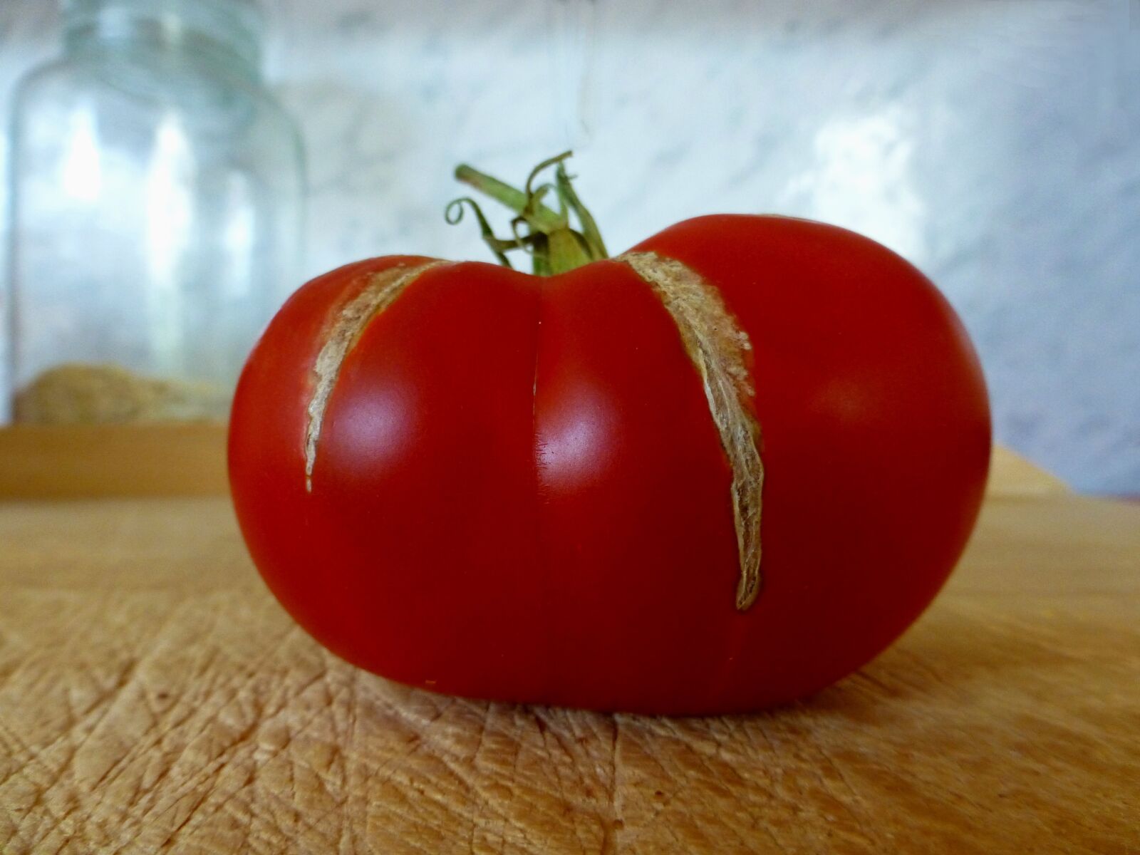Panasonic DMC-TZ31 sample photo. Tomato, solanum lycopersicum, nachtschattengew photography
