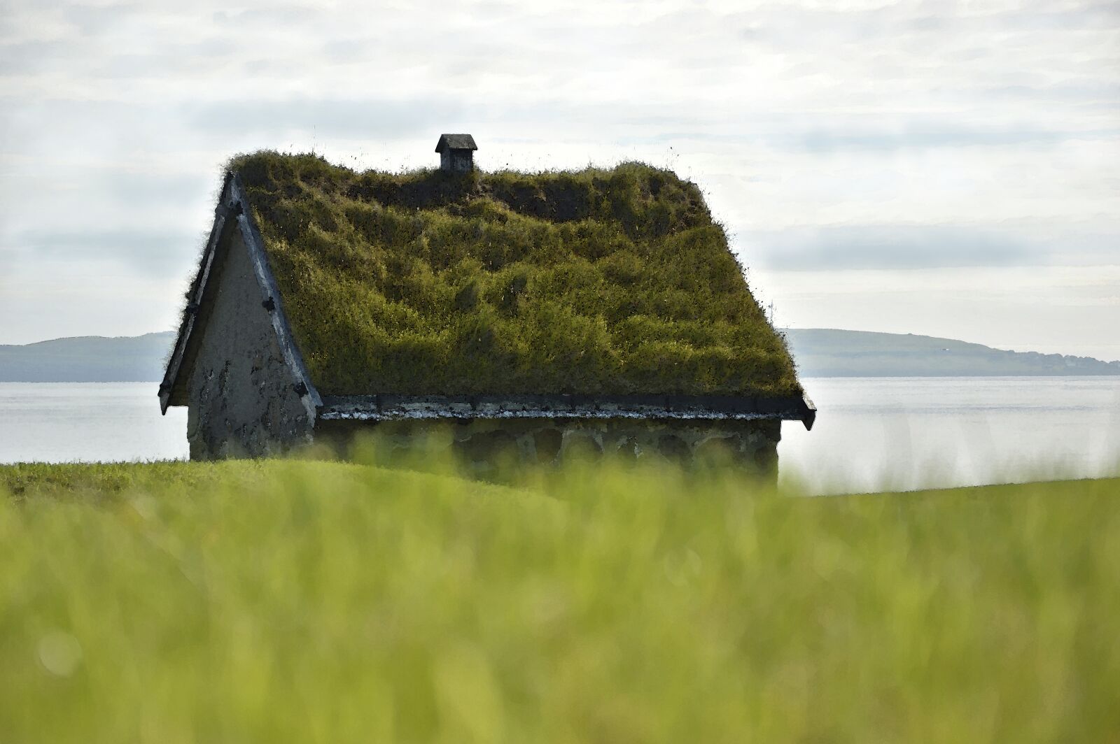 Nikon D3200 sample photo. Stone house, house, turf photography