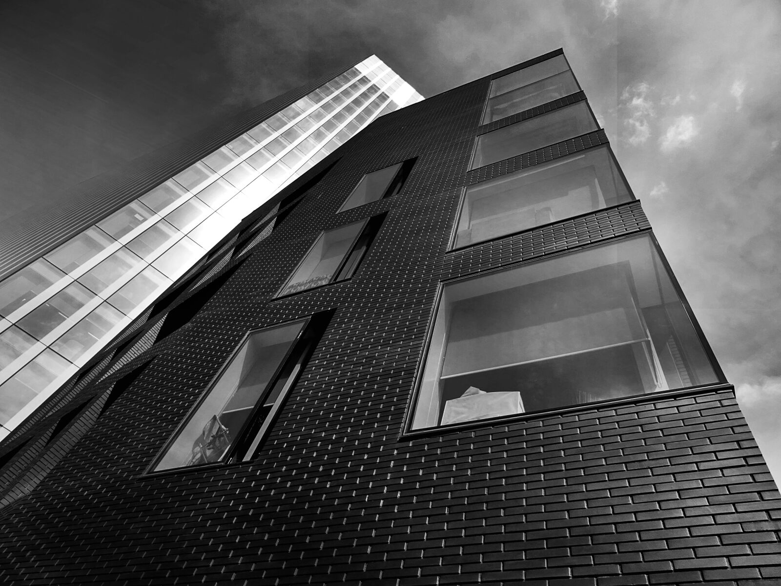 Sony DSC-HX60 sample photo. Architectural, design, architecture, black photography