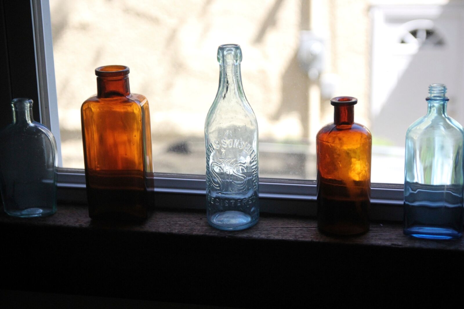 Canon EOS 60D sample photo. Antique, glass, bottles photography