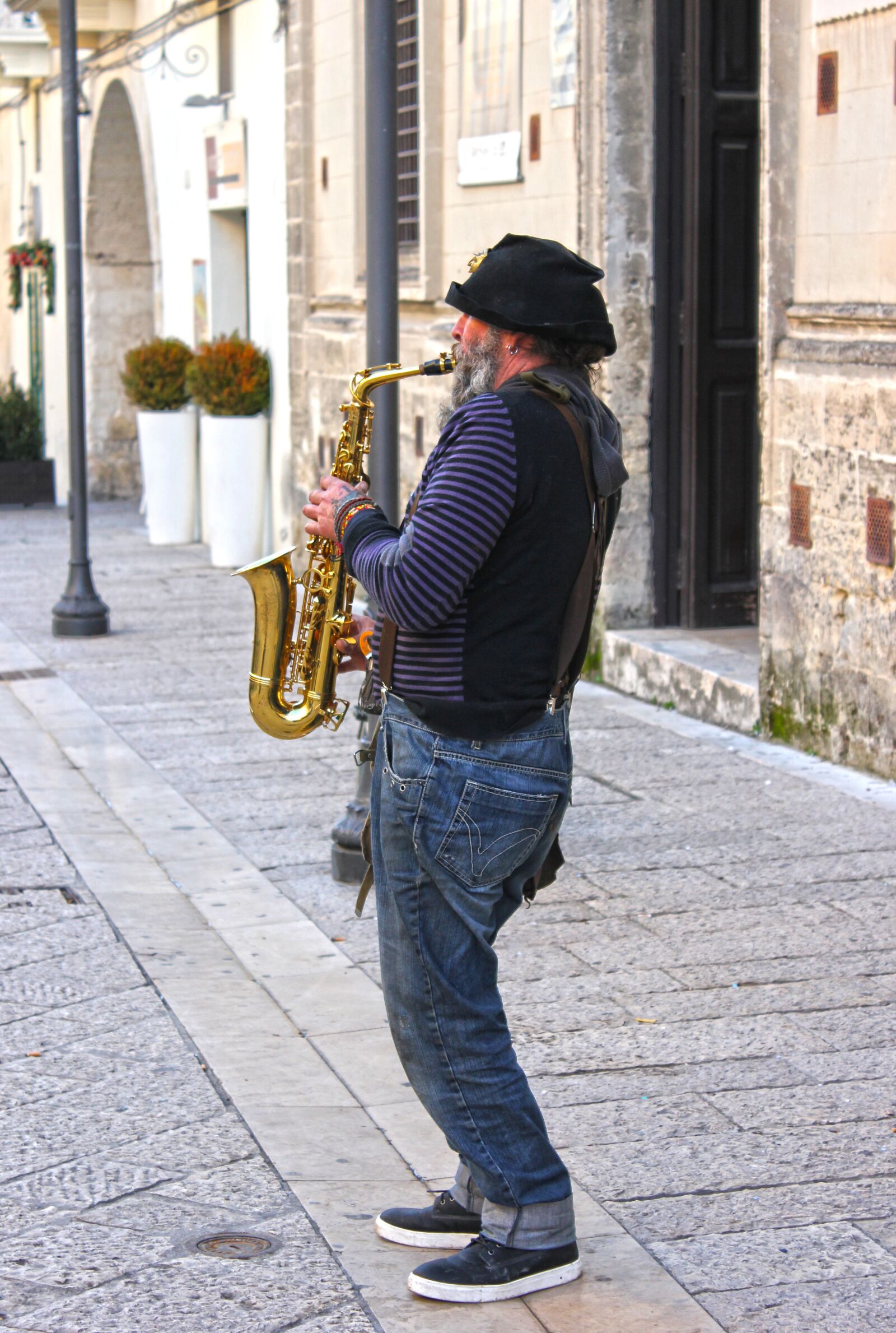 Canon EOS 550D (EOS Rebel T2i / EOS Kiss X4) sample photo. Musician, music, saxophone photography