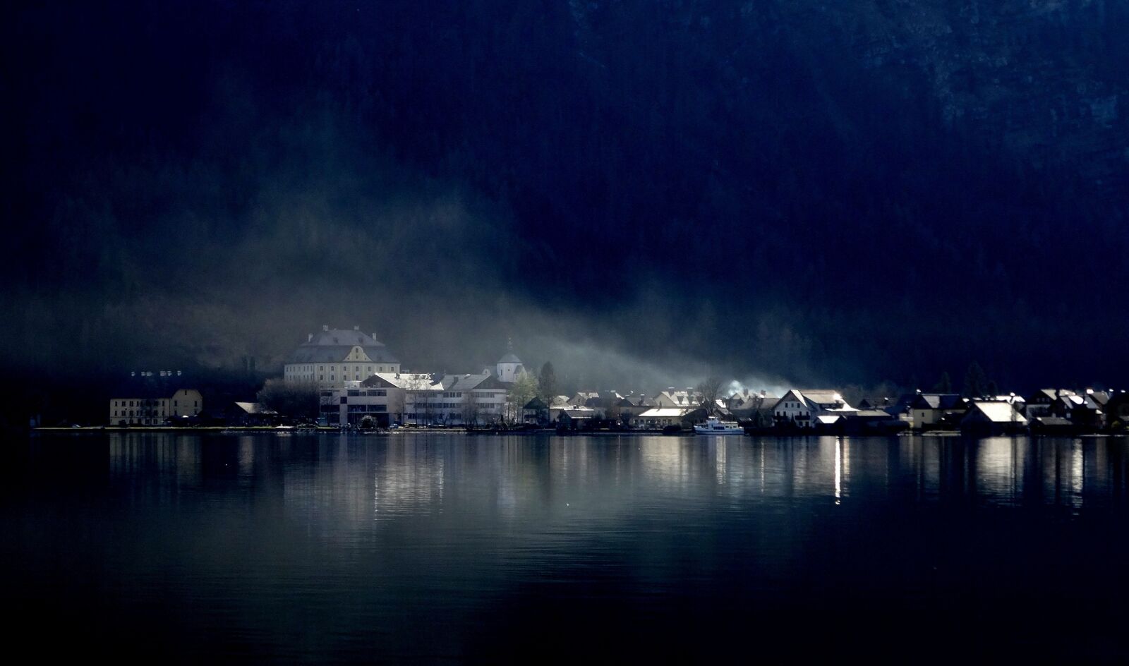 Sony Cyber-shot DSC-WX300 sample photo. Lake, fog, water photography