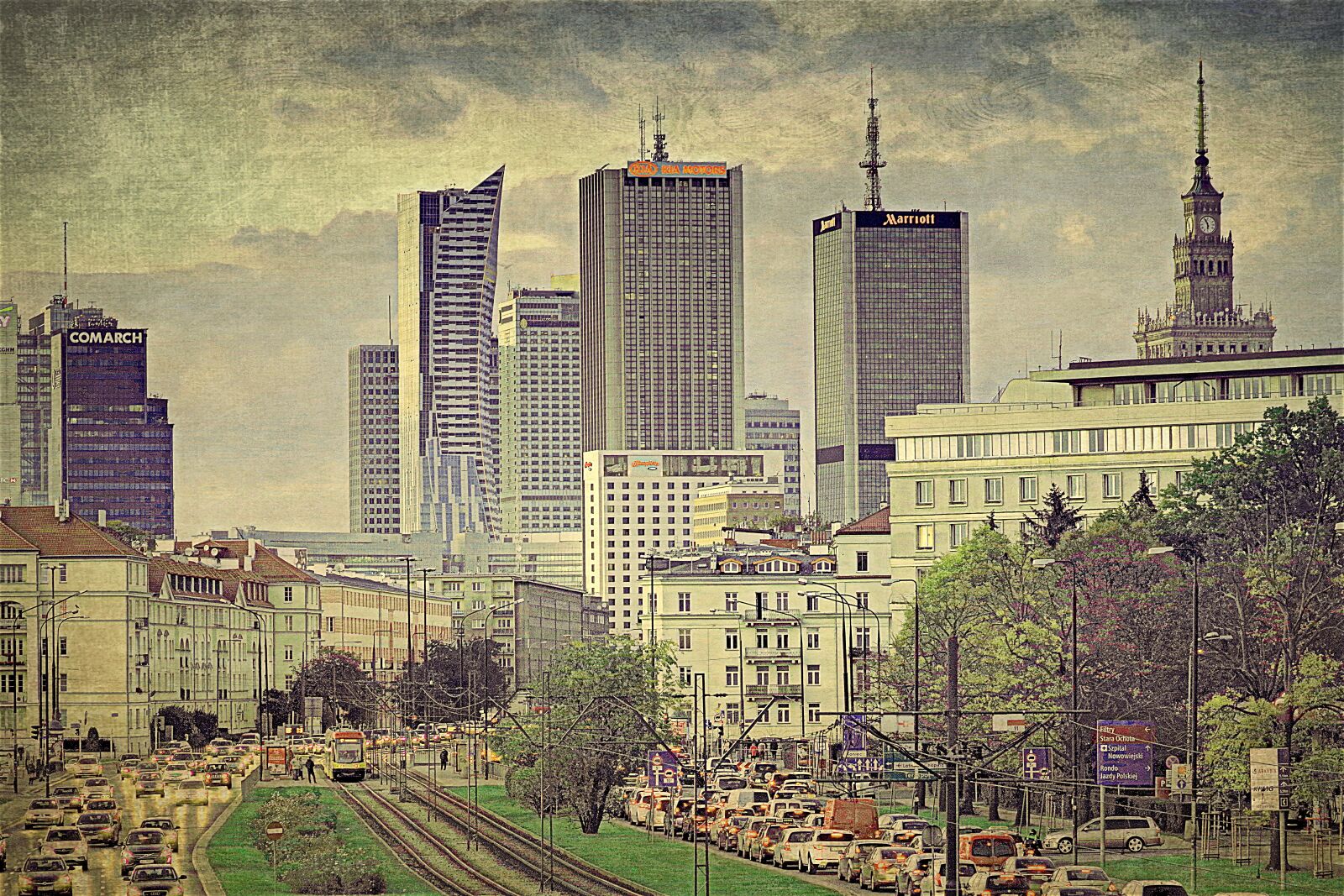 Pentax K-S2 sample photo. Warsaw, graphics, the centre photography
