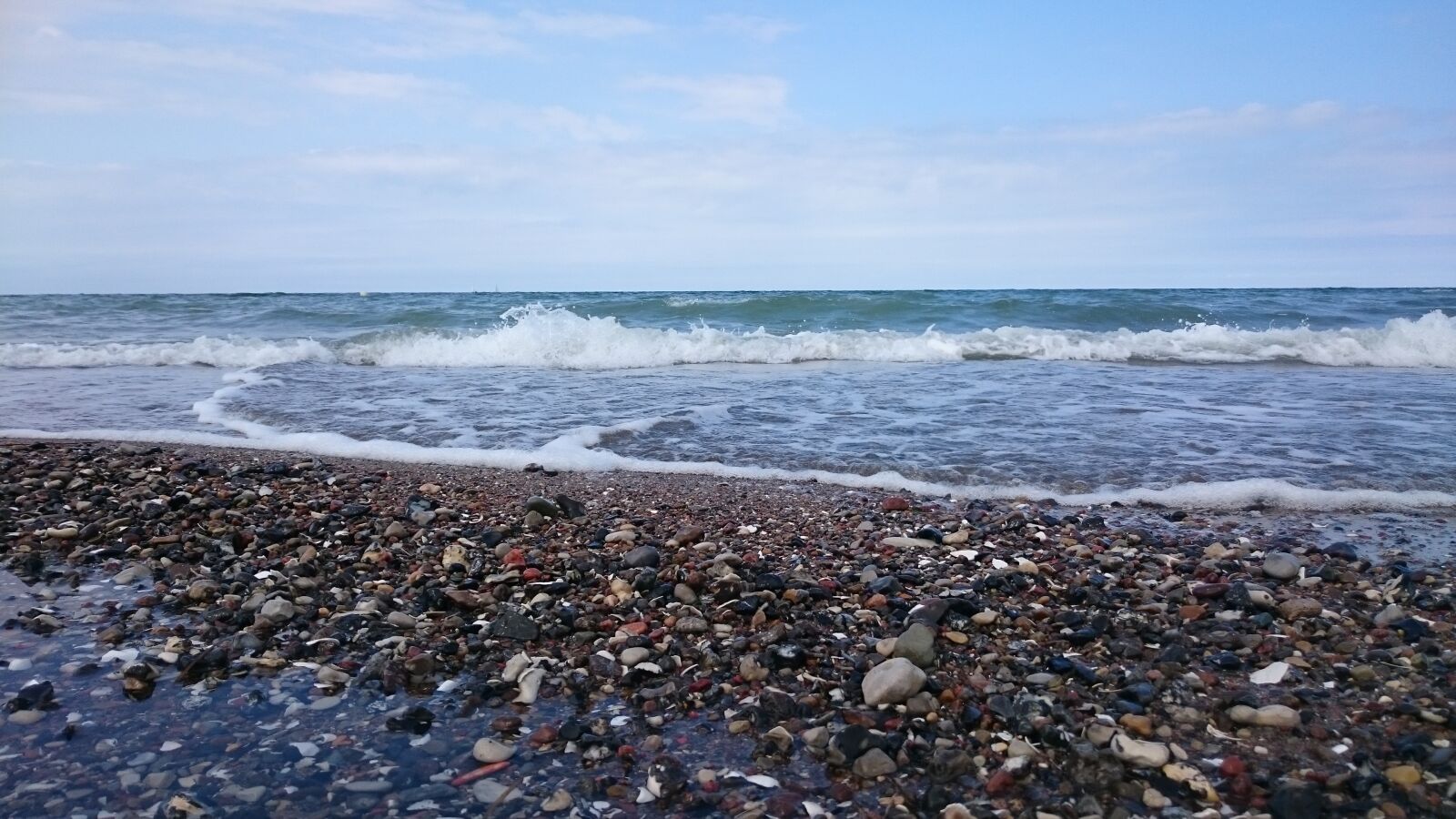 Sony Xperia Z3 sample photo. Stone beach, beach, sea photography