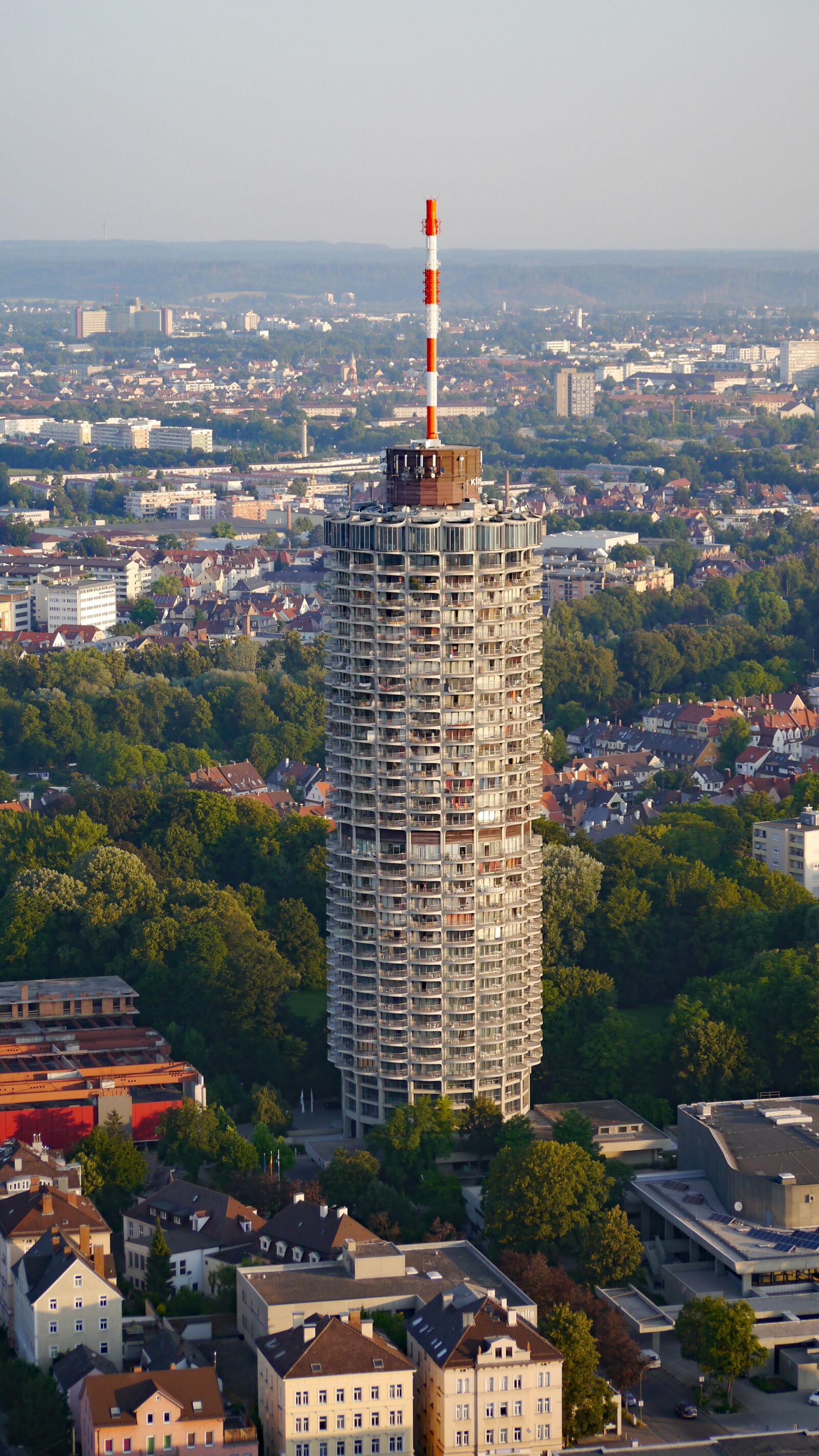 Panasonic Lumix DMC-G5 sample photo. Augsburg, hotel tower, swabia photography