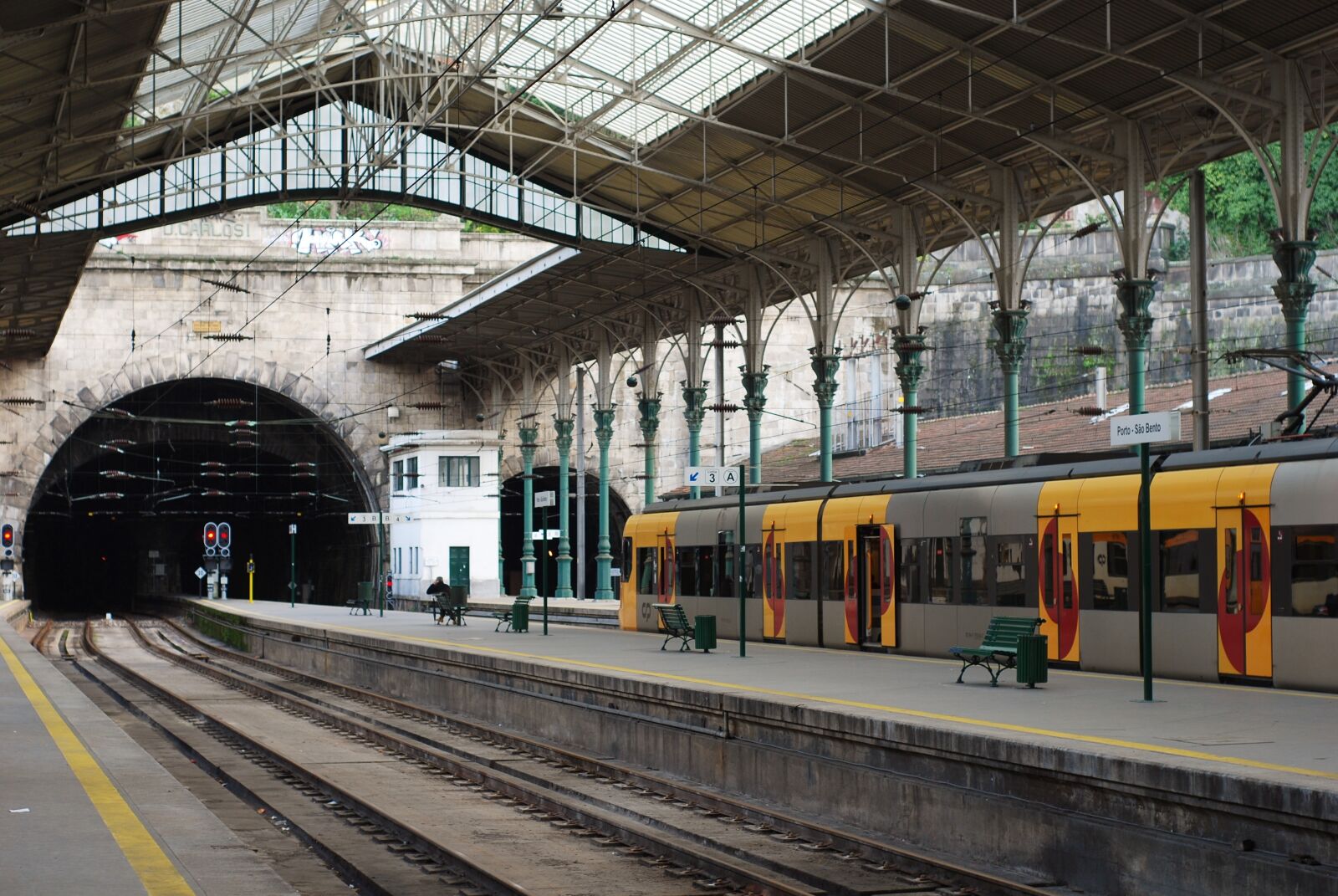 Nikon D80 sample photo. Railway, porto, city photography