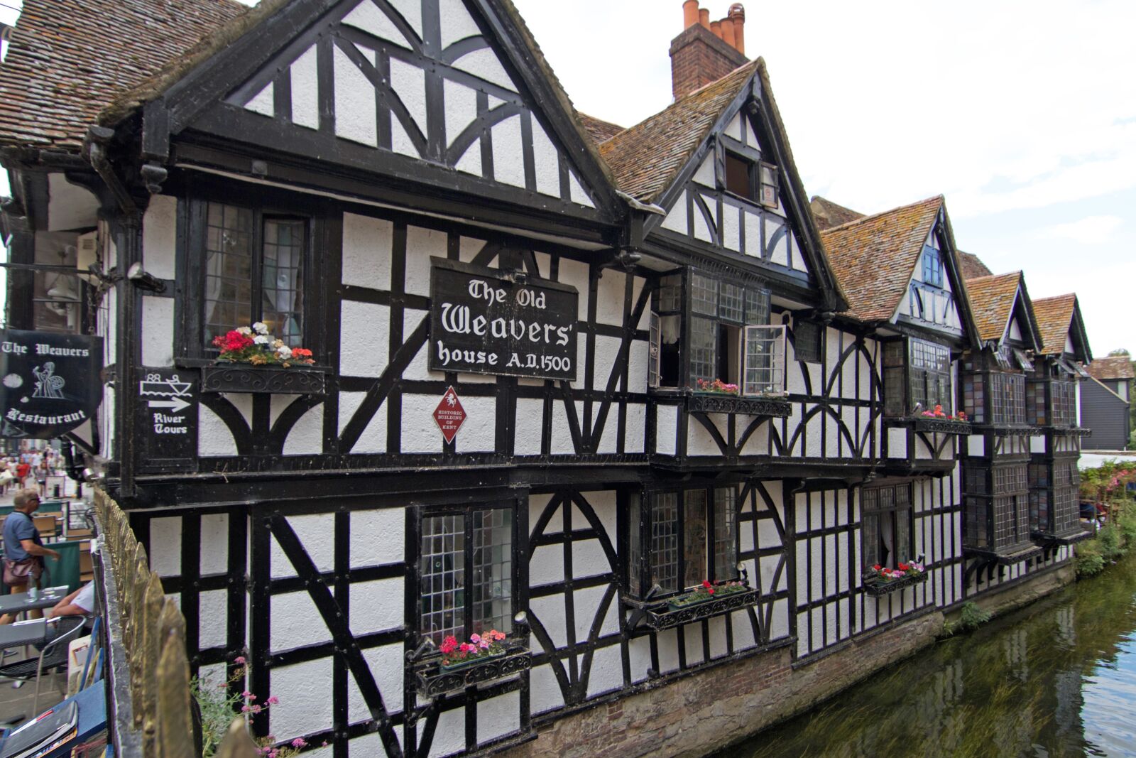 Canon EOS 7D sample photo. Weber houses, canterbury, places photography