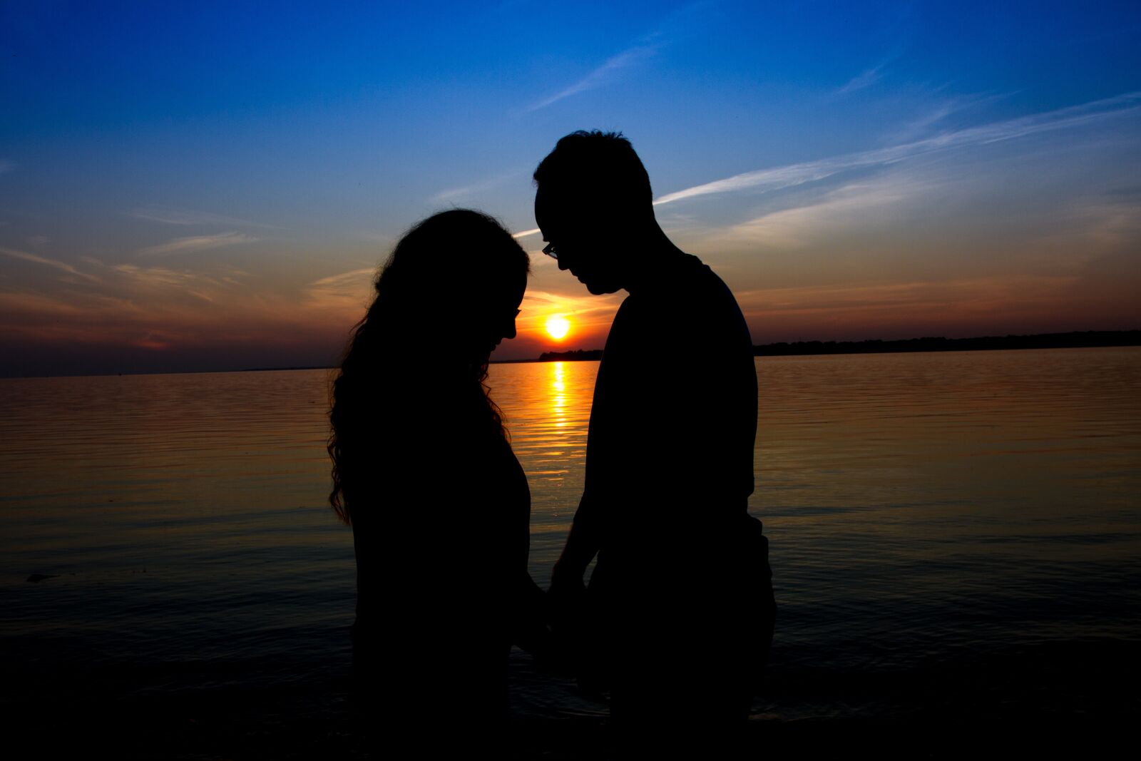 Canon EOS 7D sample photo. Lying sun, prayer, lake photography