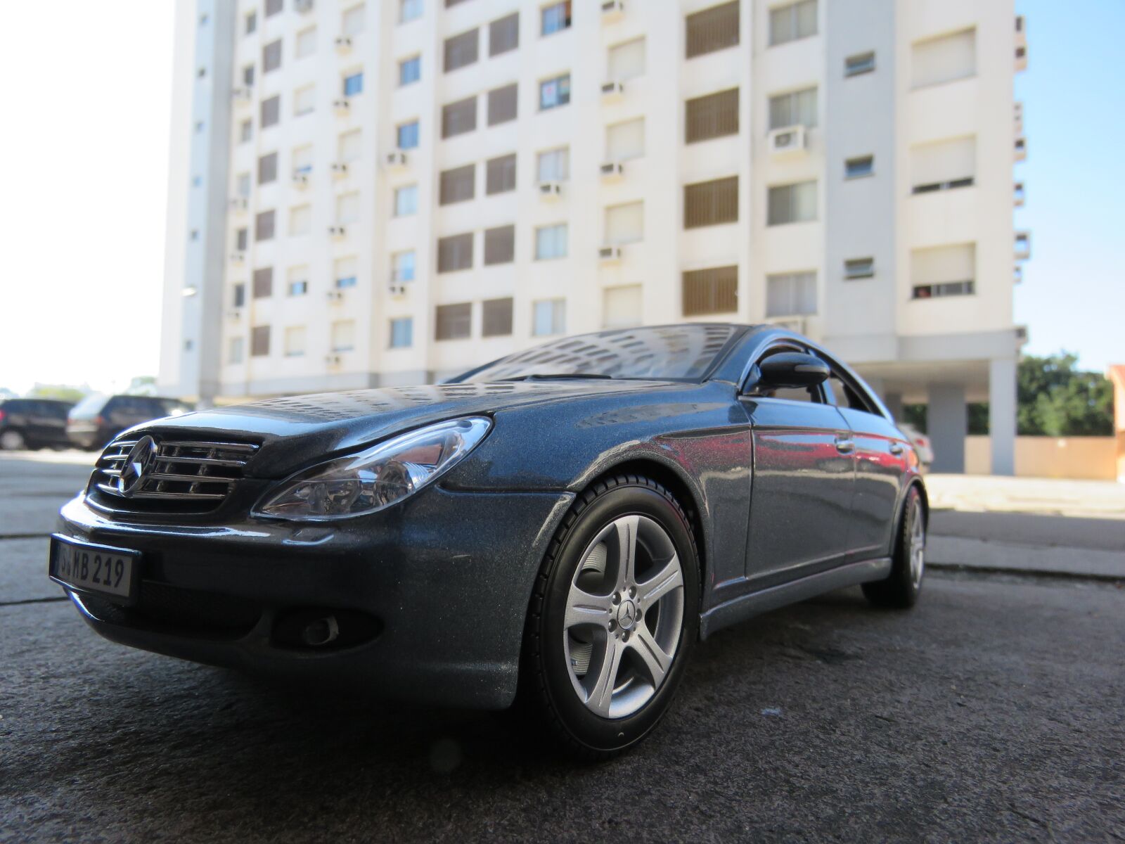 Canon PowerShot SX60 HS sample photo. Miniature, car, mercedes photography