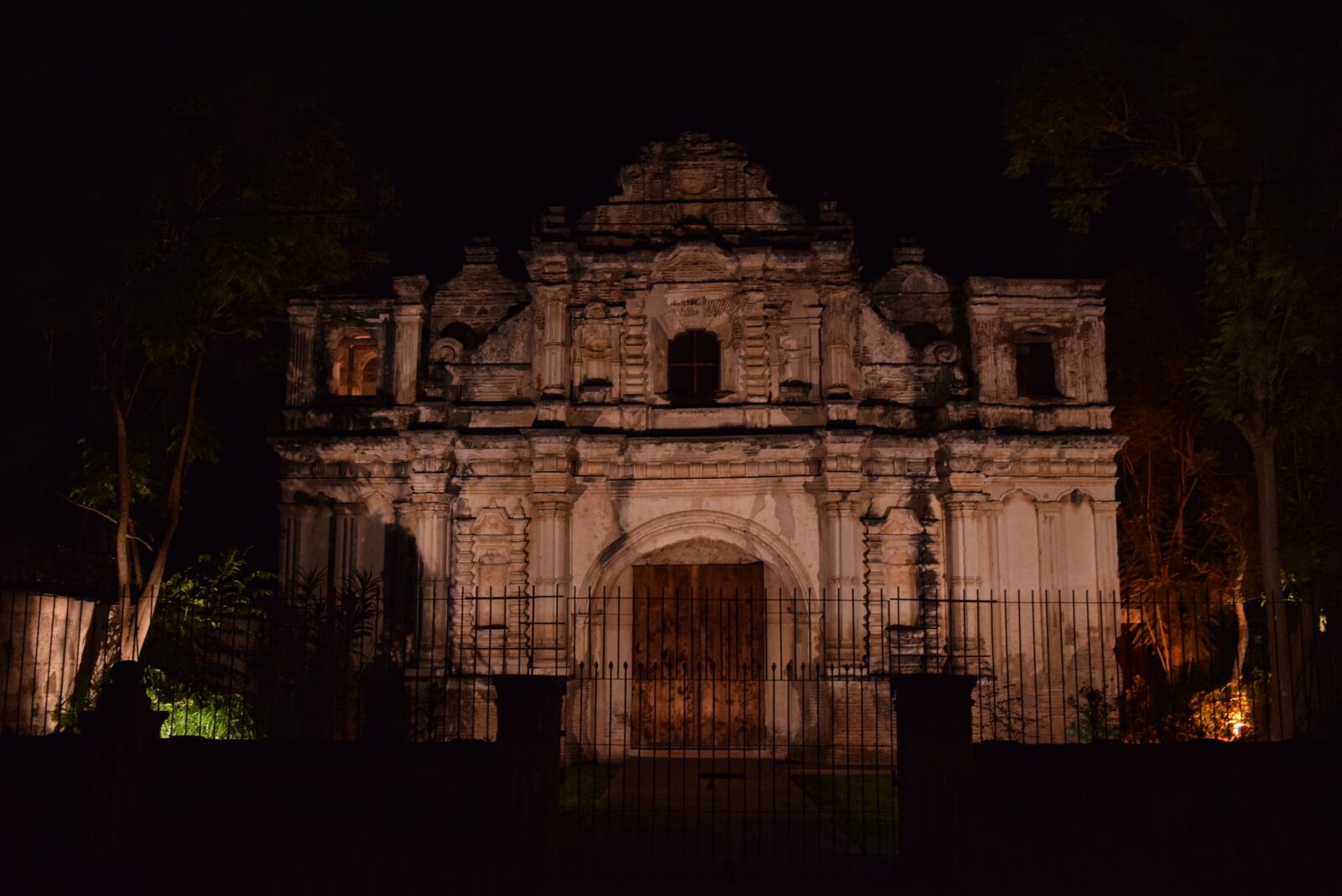 Nikon D3300 sample photo. Antigua, cathedral, chapel, night photography