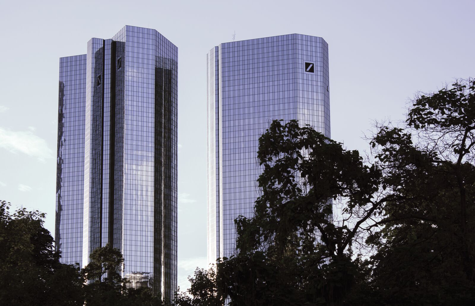 Canon EOS 650D (EOS Rebel T4i / EOS Kiss X6i) sample photo. Frankfurt, skyline, architecture photography