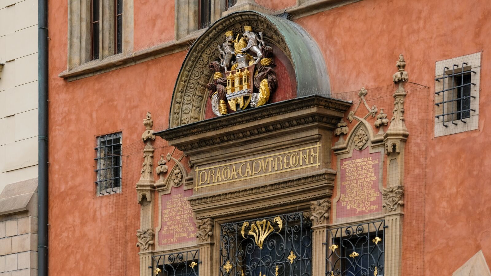 Fujifilm X-T2 + Fujifilm XF 55-200mm F3.5-4.8 R LM OIS sample photo. Prague, praha, czech republic photography