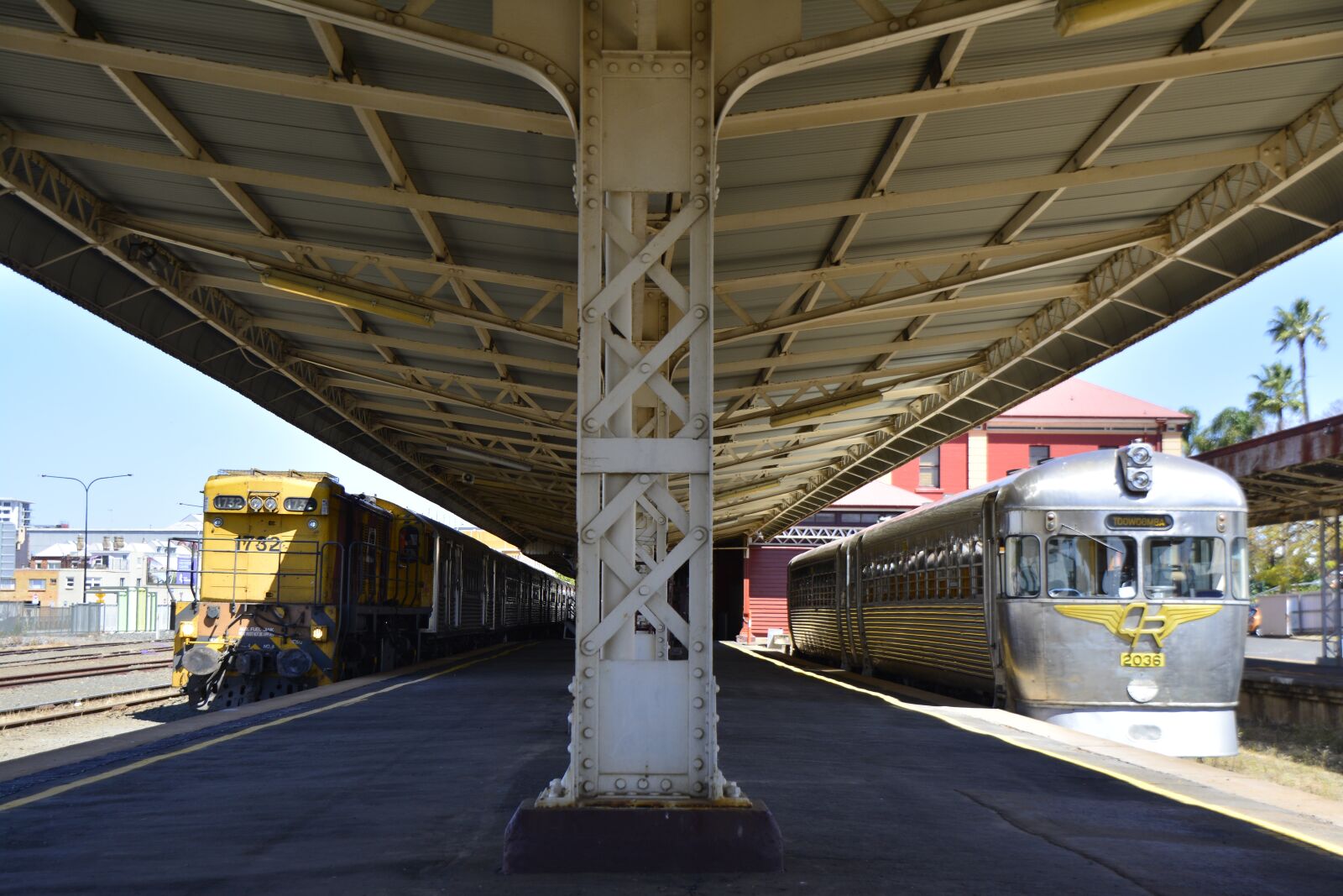 Nikon D5200 sample photo. Train, railway, brisbane photography