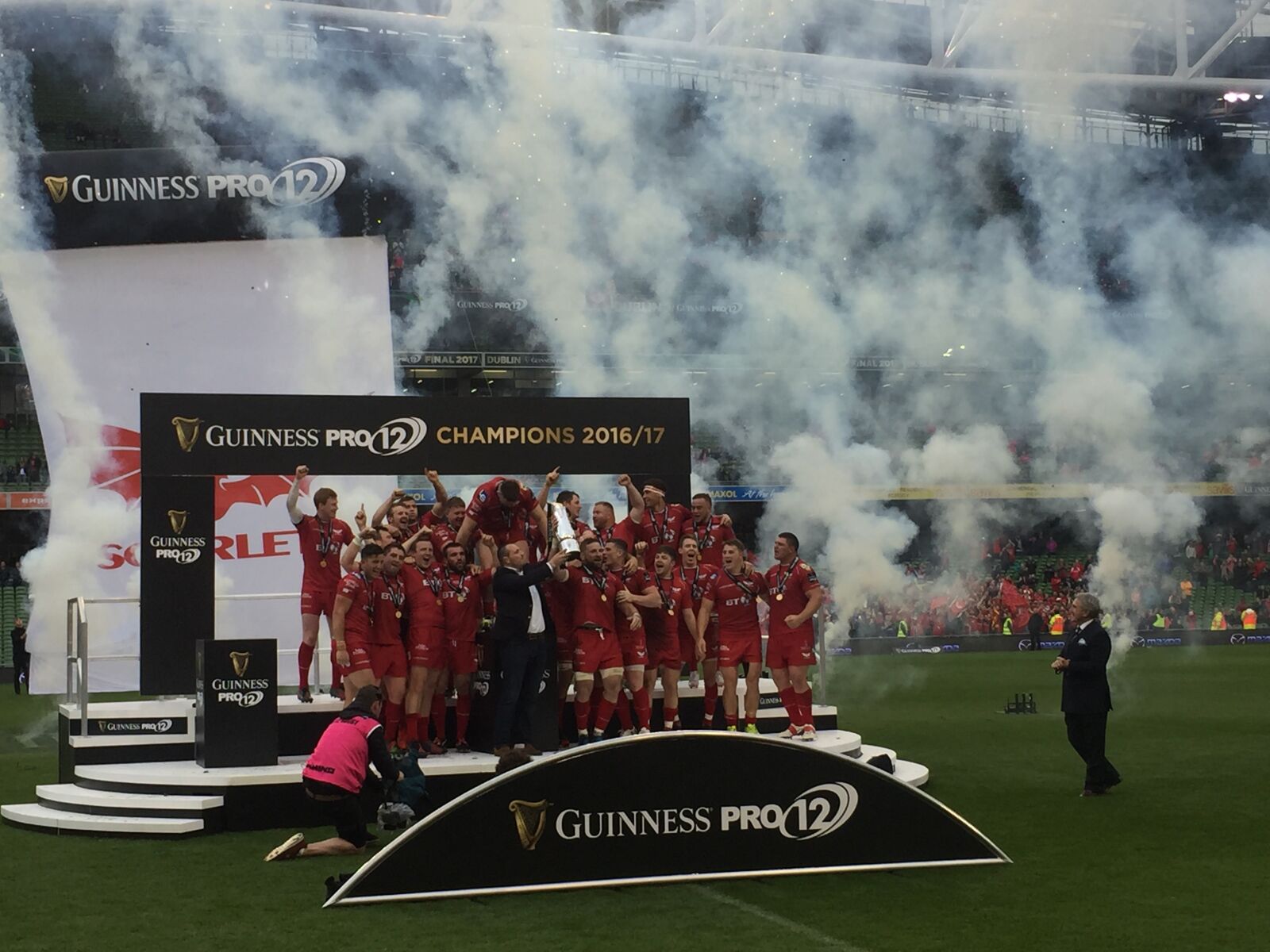 Apple iPhone 6 sample photo. Scarlets, champions, pro14 photography