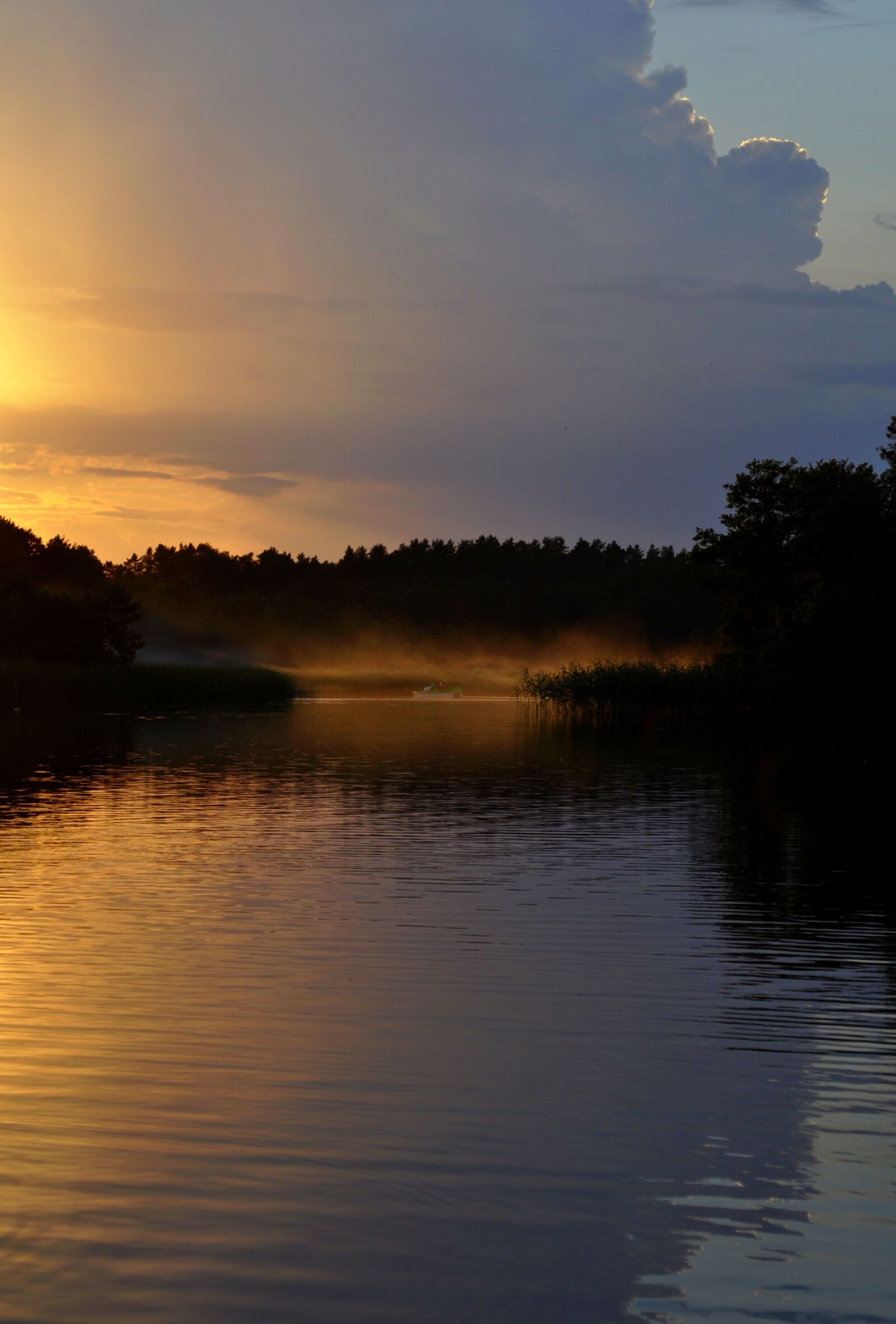 Nikon D5000 sample photo. Sunset, lake, evening photography