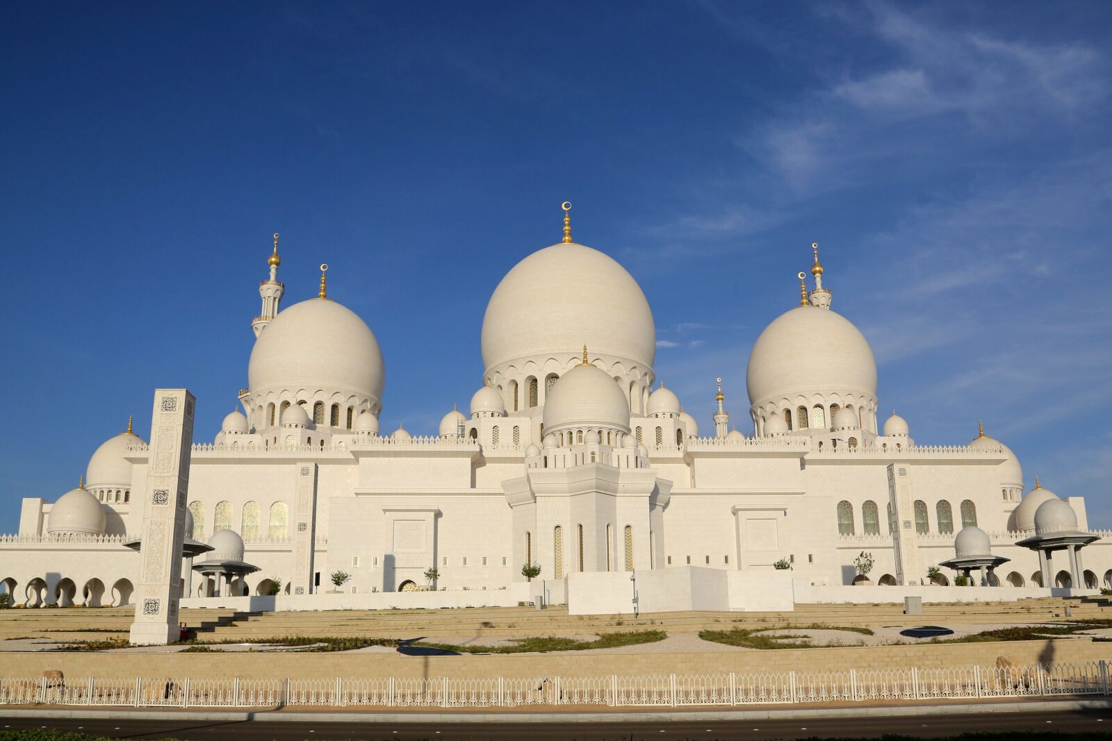 Canon EF 24-105mm F4L IS USM sample photo. Abu dhabi, mosque, religion photography