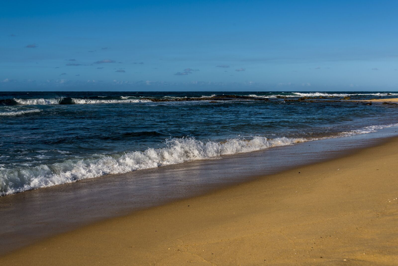 Nikon D800E sample photo. Beach, waves, brisbane photography