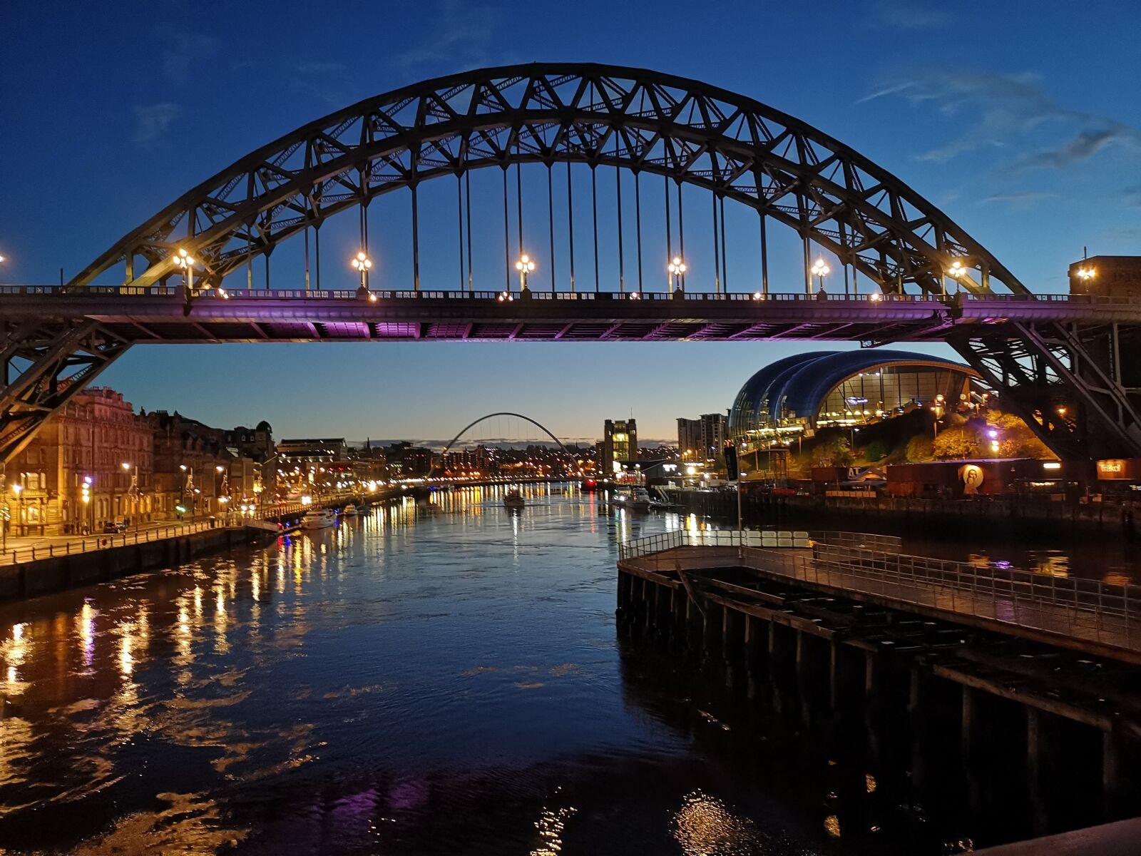 HUAWEI CLT-L09 sample photo. Tyne bridge, bridge, dawn photography
