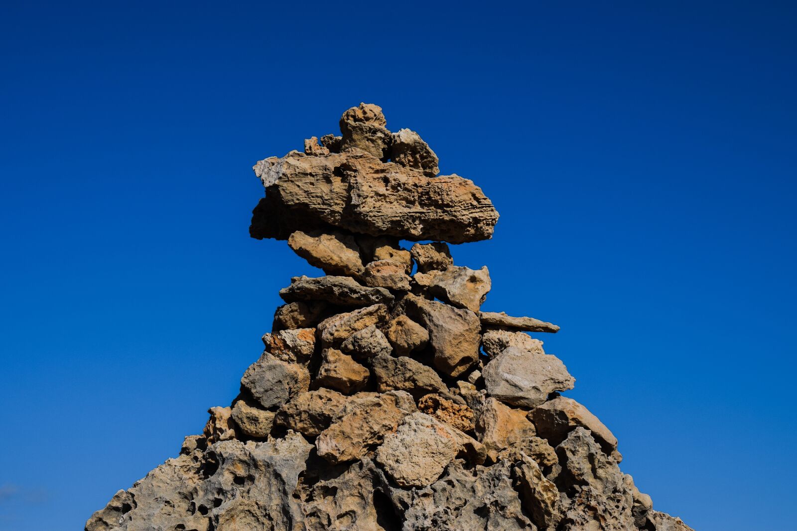 Nikon D3300 sample photo. Cairn, stones, stack photography