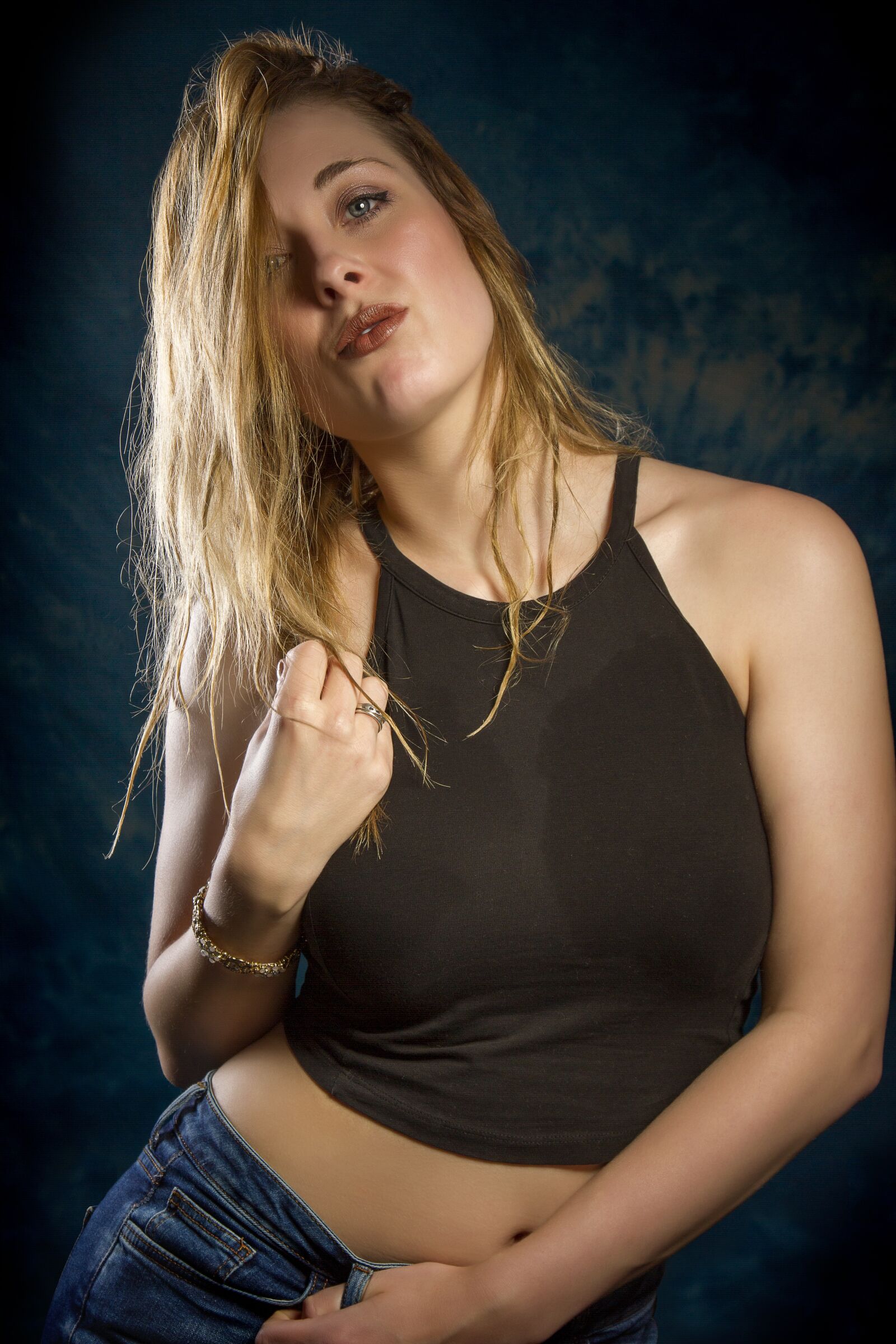 Canon EOS 7D + Canon EF 24-105mm F4L IS USM sample photo. Beauty, wet hair, wet photography