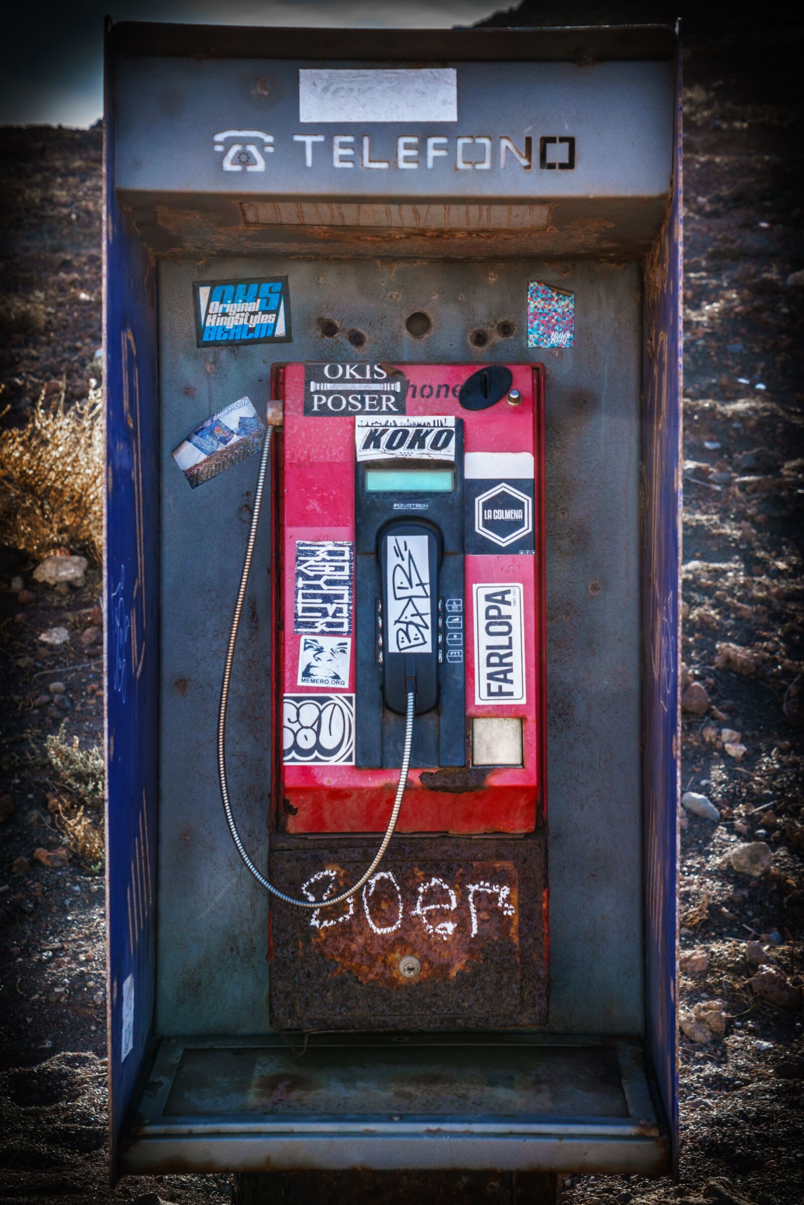 Sony a7R sample photo. Phone, telephone, payphone photography