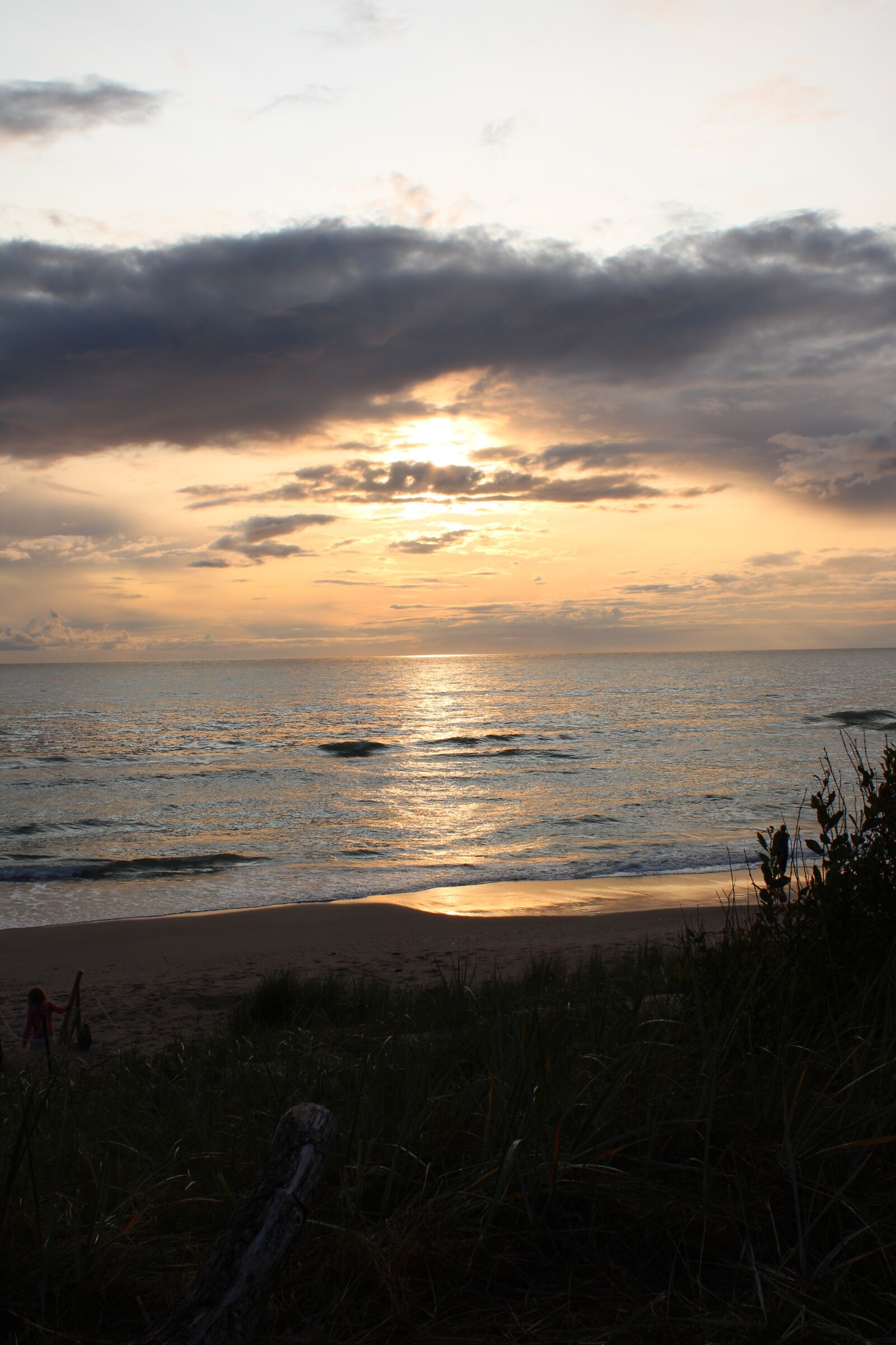 Canon EOS 2000D (EOS Rebel T7 / EOS Kiss X90 / EOS 1500D) sample photo. Sunset, baltic sea, baltic photography