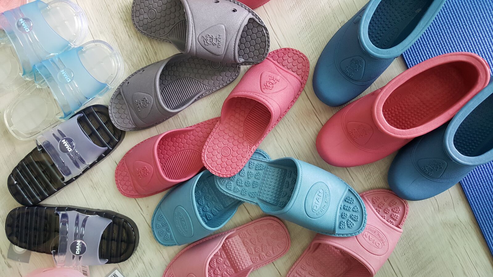 Samsung Galaxy Note5 sample photo. Shoes, living room shoes photography