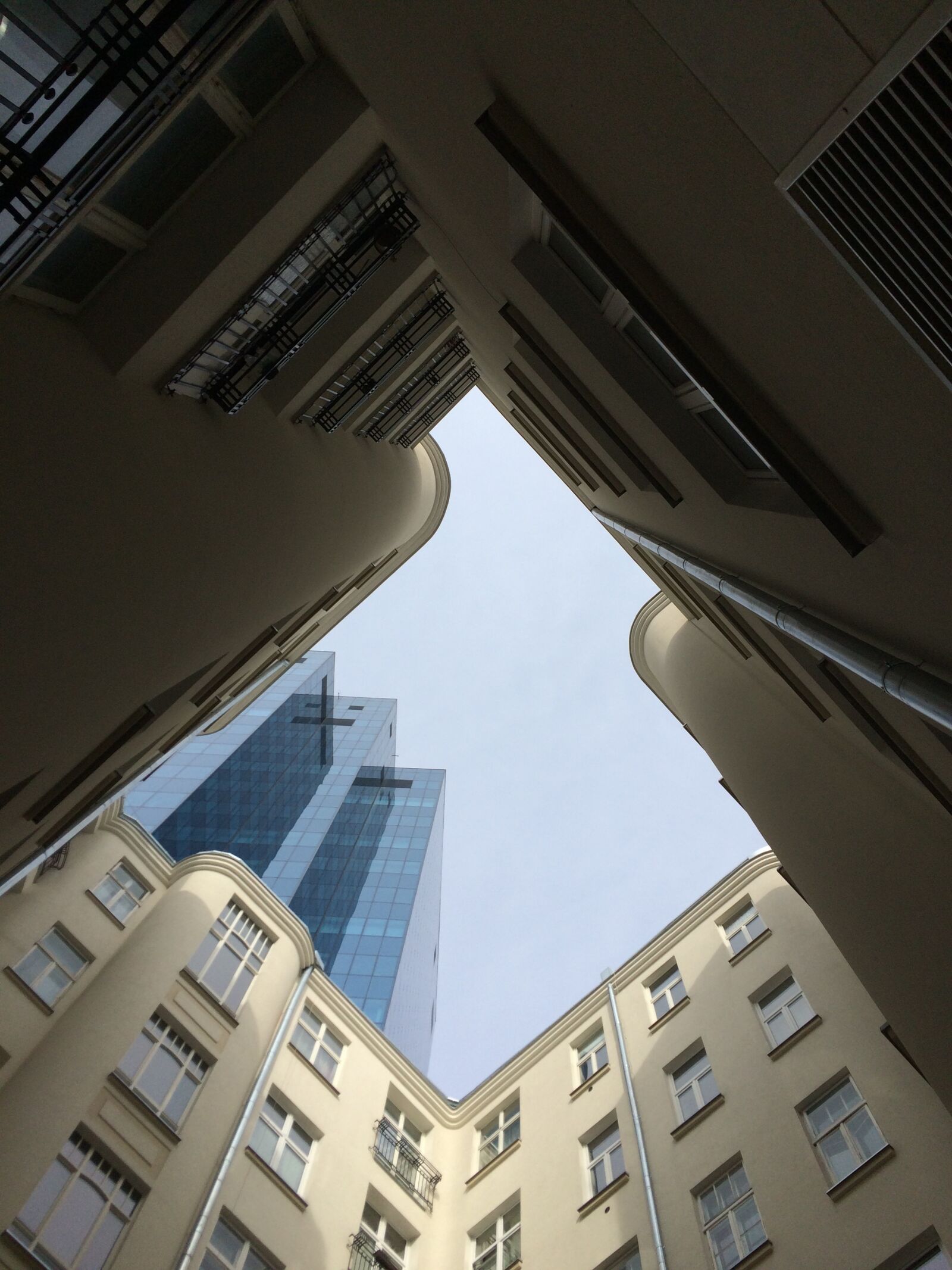 iPhone 5s back camera 4.15mm f/2.2 sample photo. Building, architecture, modern photography