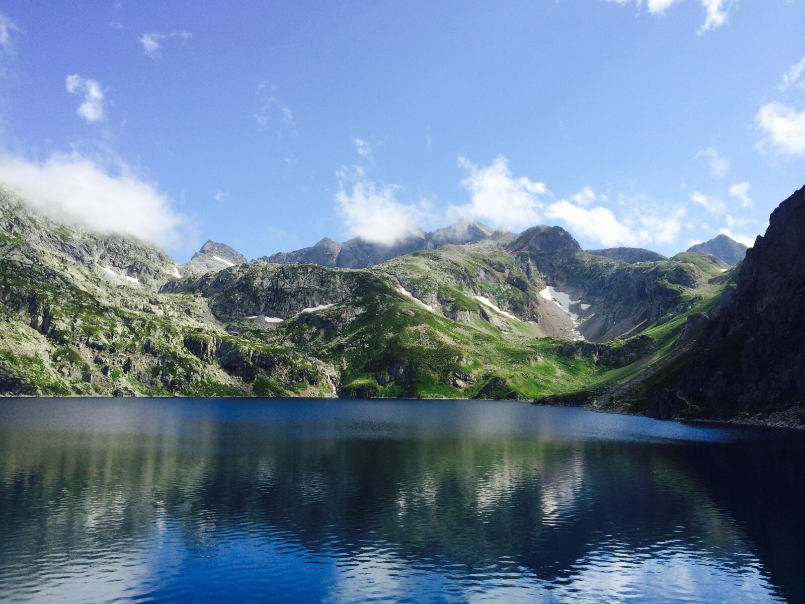 iPhone 5s back camera 4.12mm f/2.2 sample photo. Nature, lake, blue photography