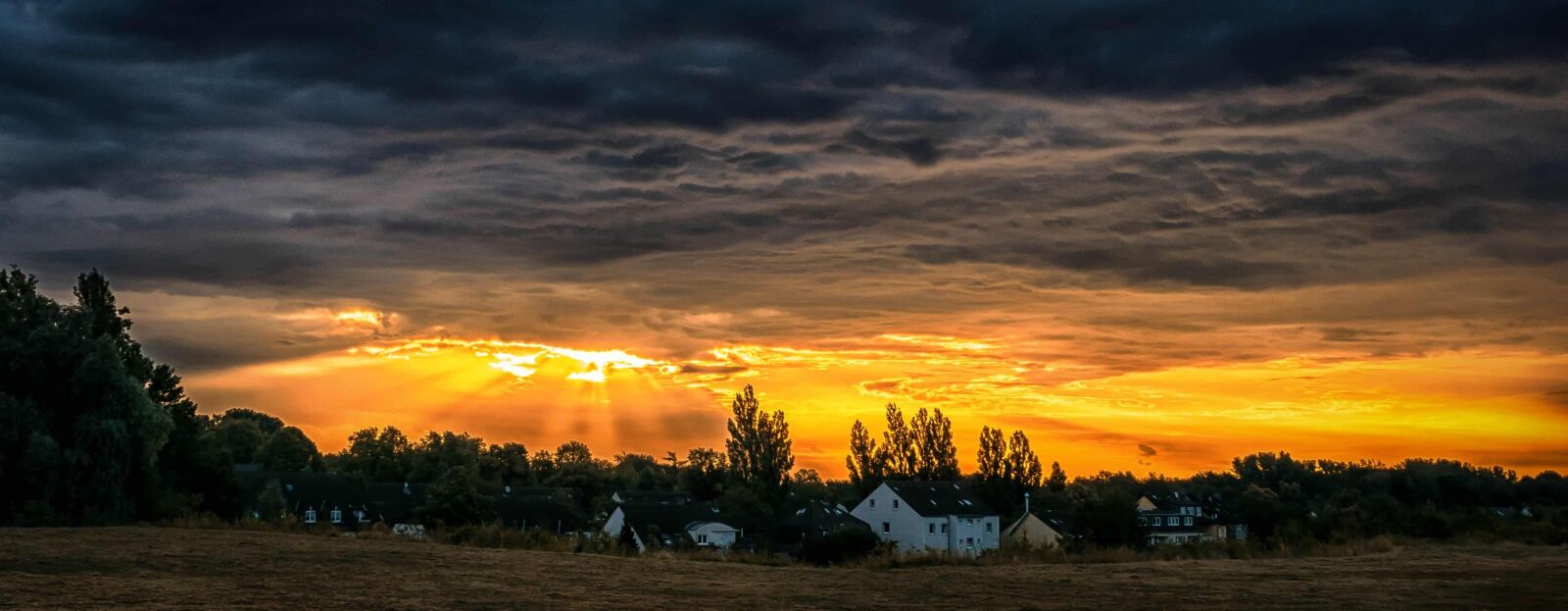Nikon D3300 sample photo. Sunset, dawn, sun, sky photography