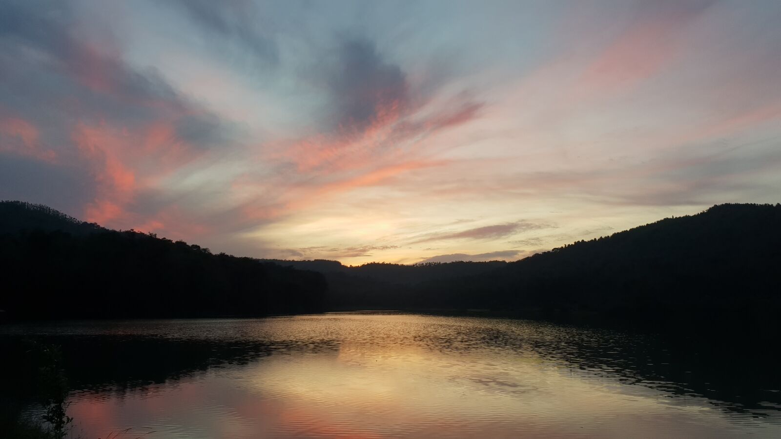 Samsung Galaxy S9+ sample photo. Sunset, reflection, sky photography