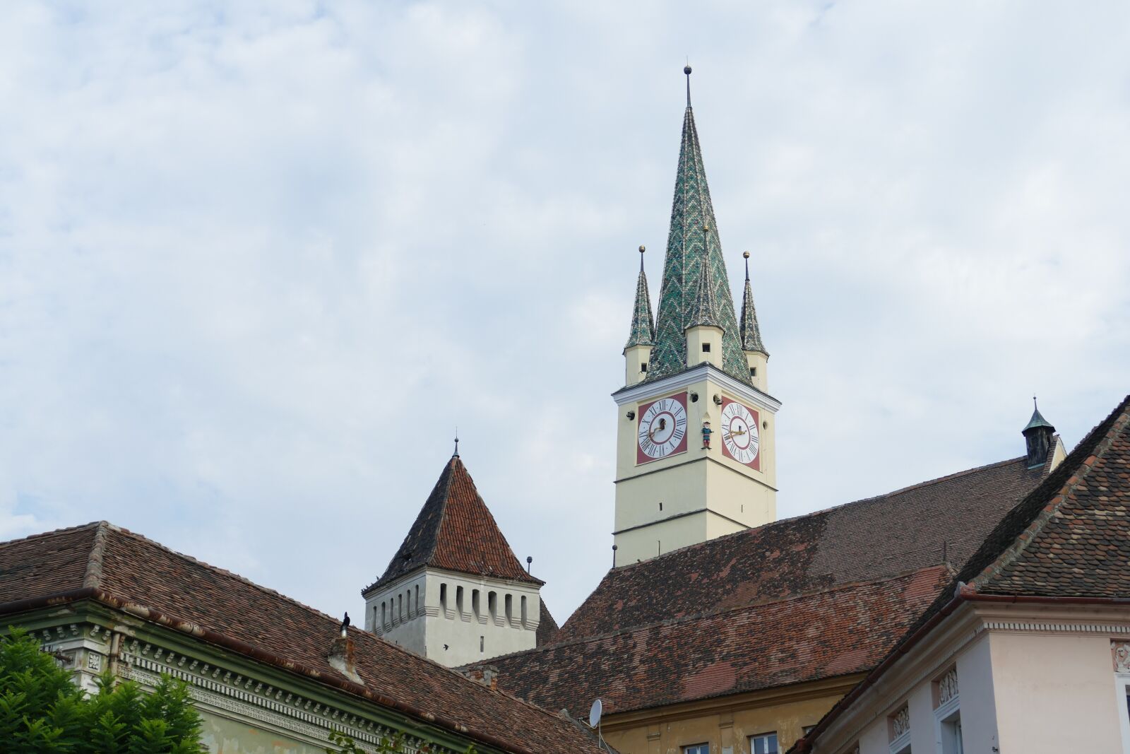 Panasonic Lumix DMC-FZ1000 sample photo. Romania, transylvania, historic center photography
