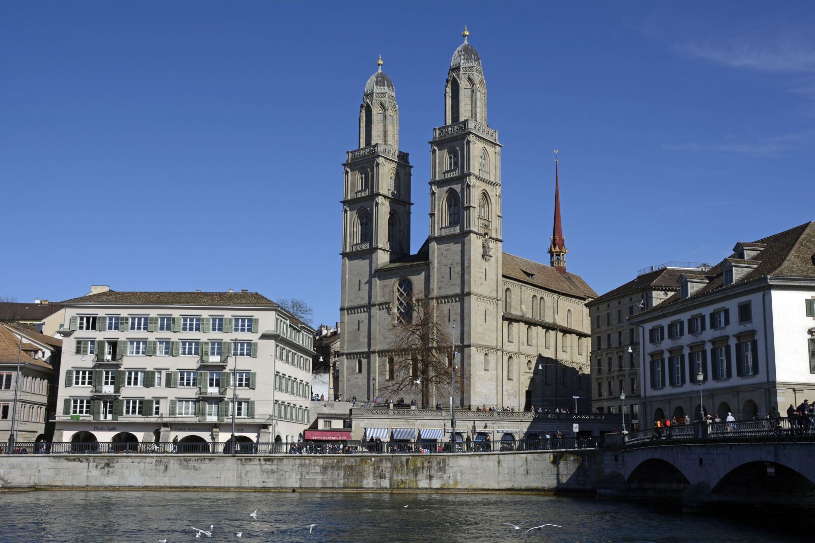 Nikon D7100 sample photo. Zurich, grossm nster, church photography