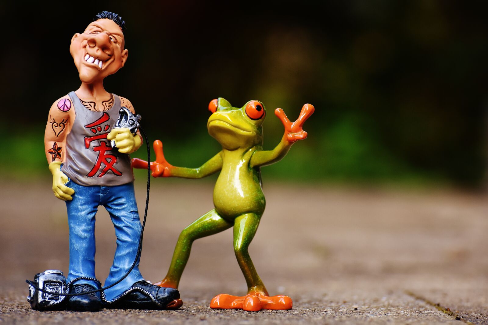 Nikon D7200 sample photo. Tattoo artist, frog, customer photography