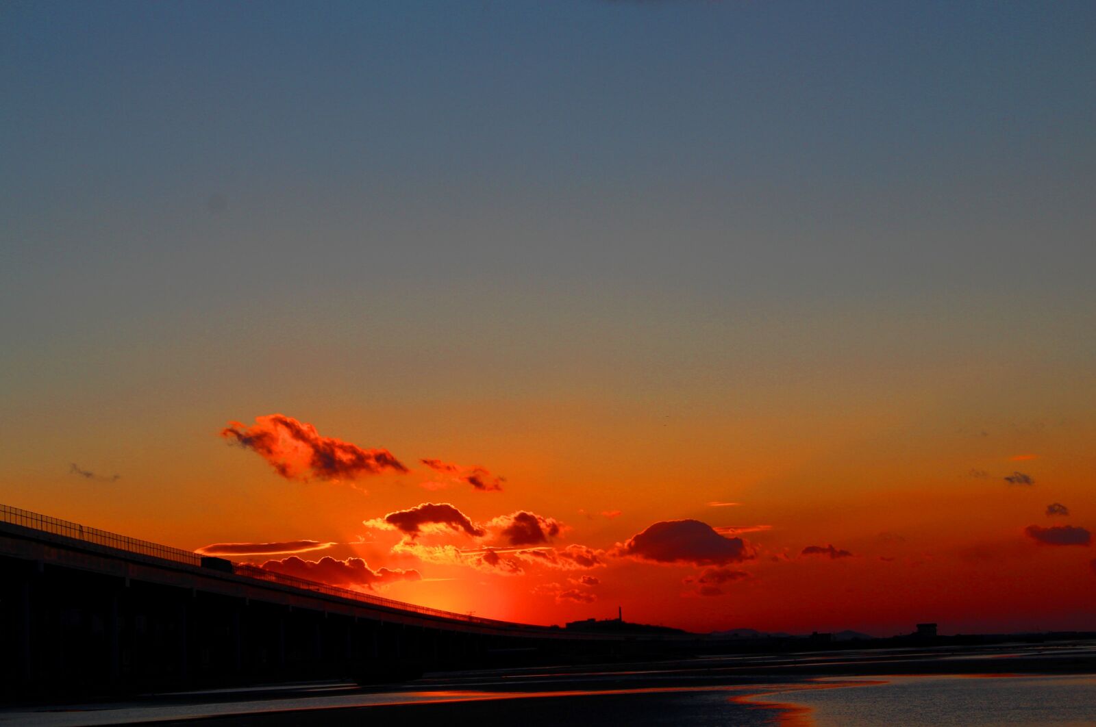 Canon EOS 600D (Rebel EOS T3i / EOS Kiss X5) sample photo. Sunset, clouds, sky photography