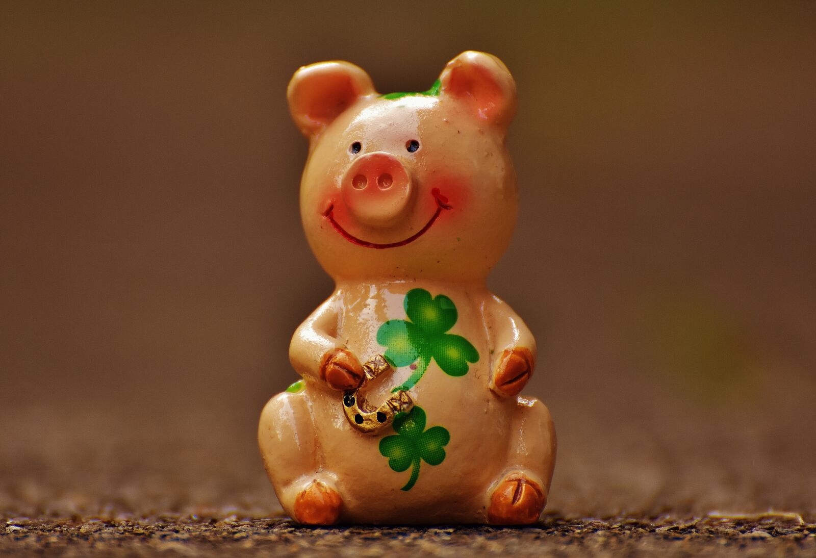 Nikon D7200 sample photo. Lucky pig, figure, luck photography