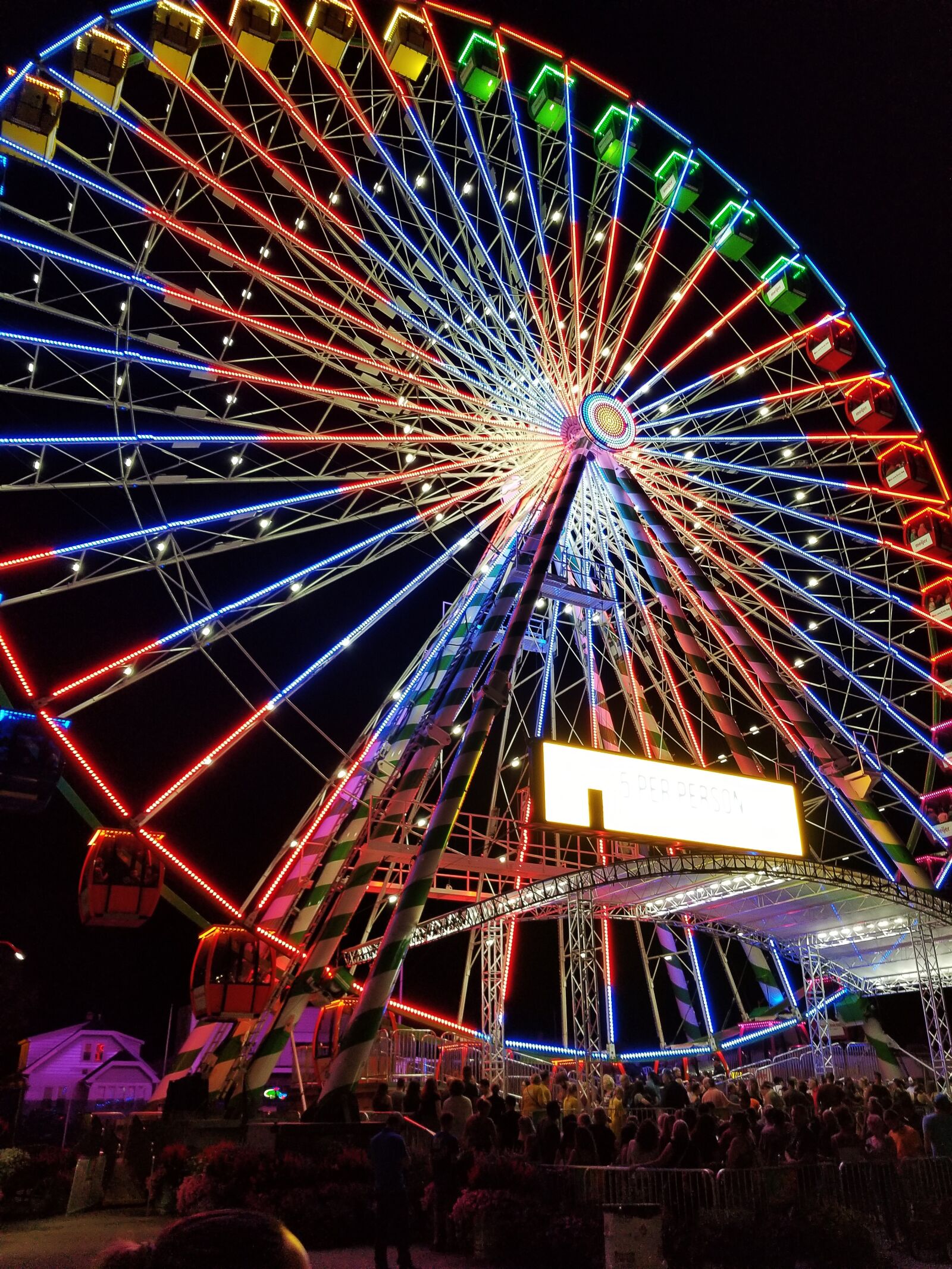 Samsung Galaxy S8 sample photo. Ferris wheel, festival, entertainment photography