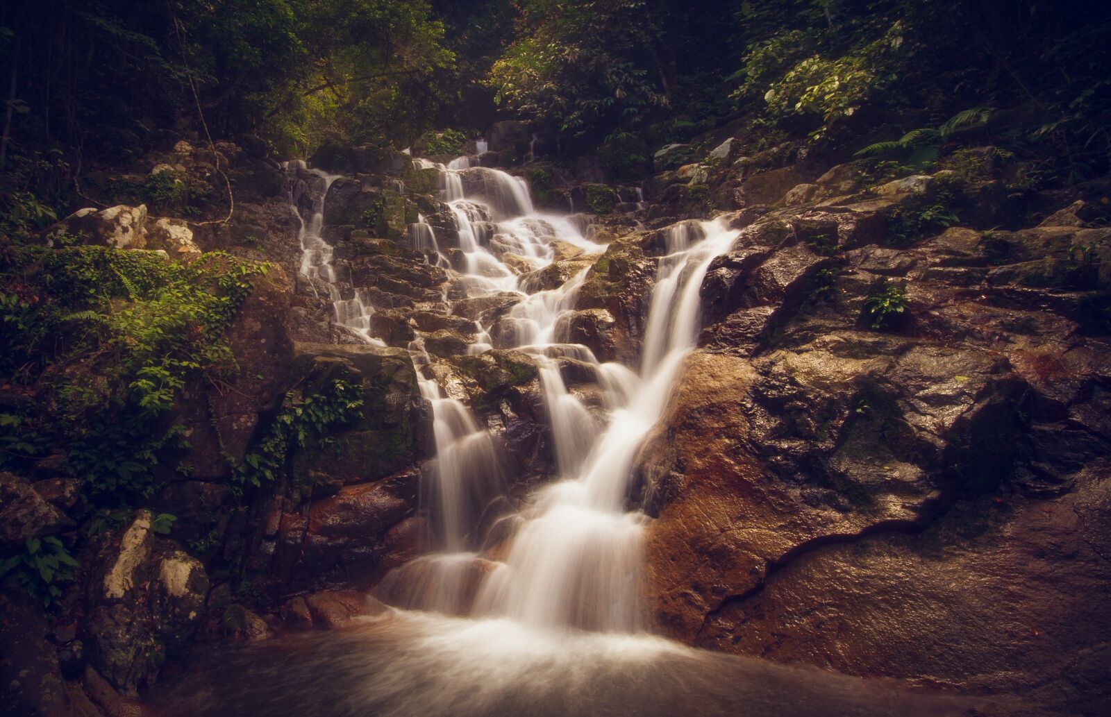 Canon EOS 7D sample photo. Waterfall, jungle, travel photography