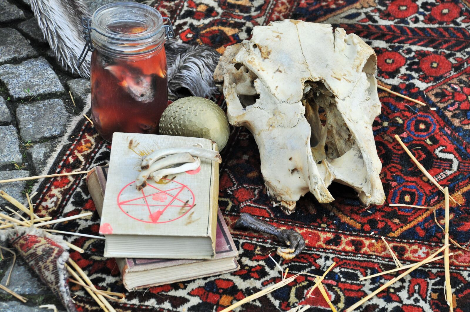 Nikon D90 sample photo. Magic, witchcraft, pentagram photography