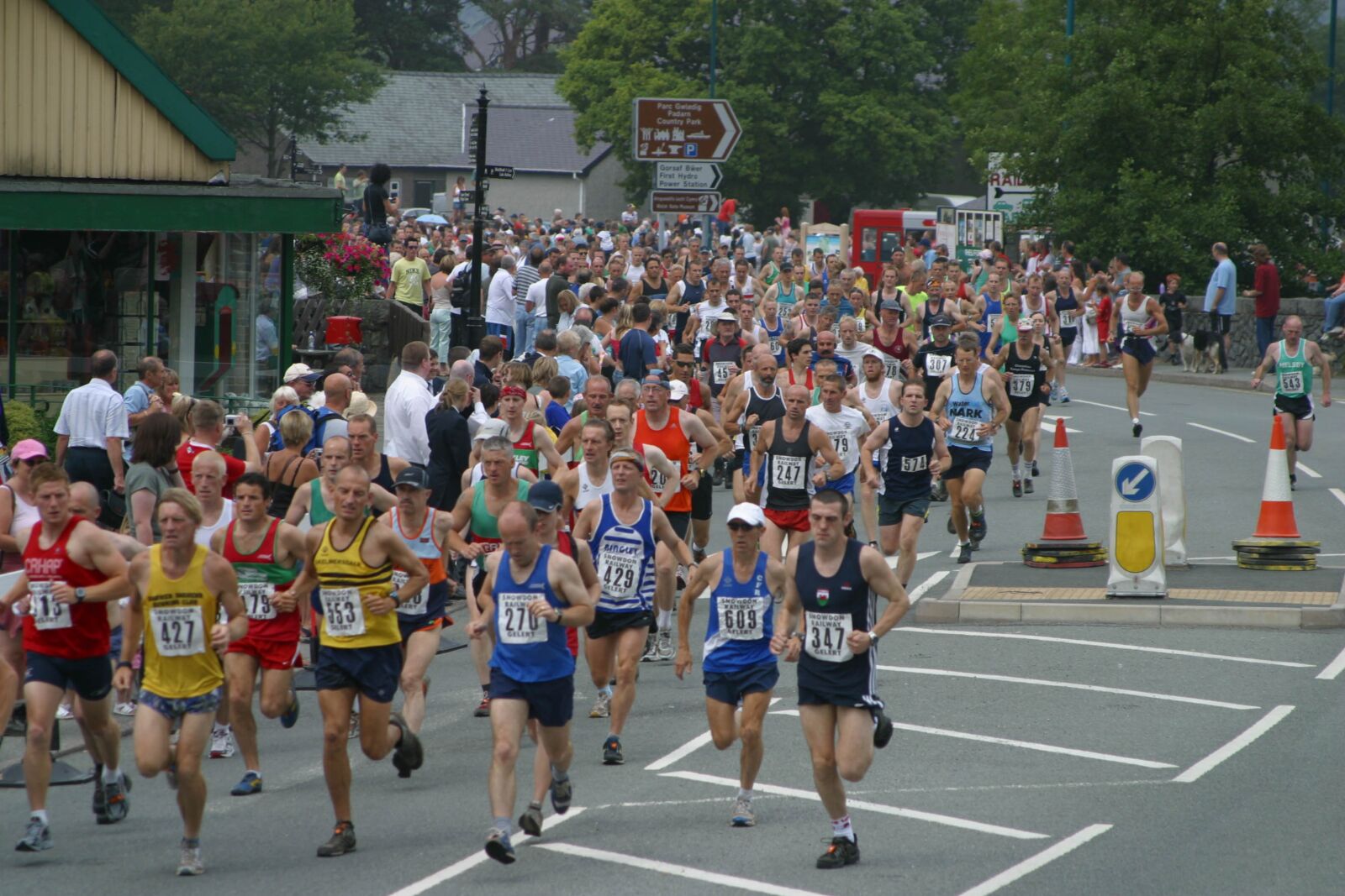 Canon EOS D60 sample photo. Marathon, race, wales photography